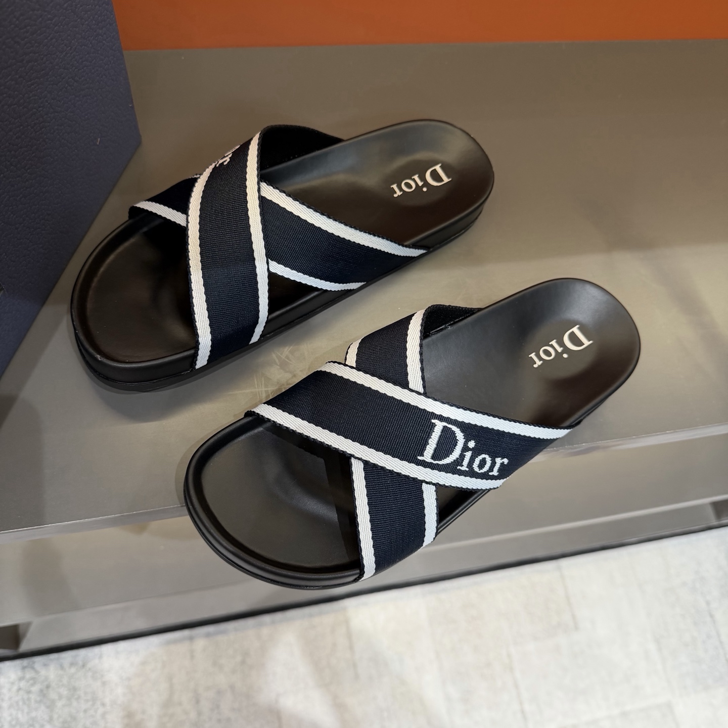 Dior