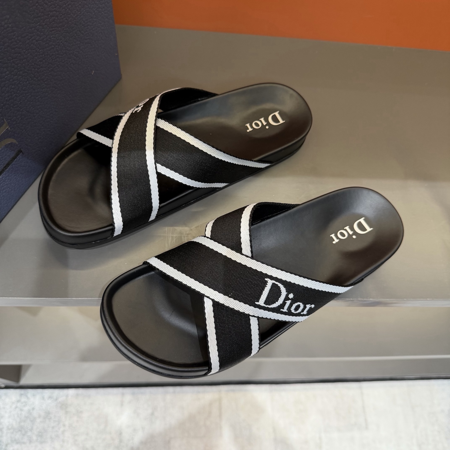 Dior