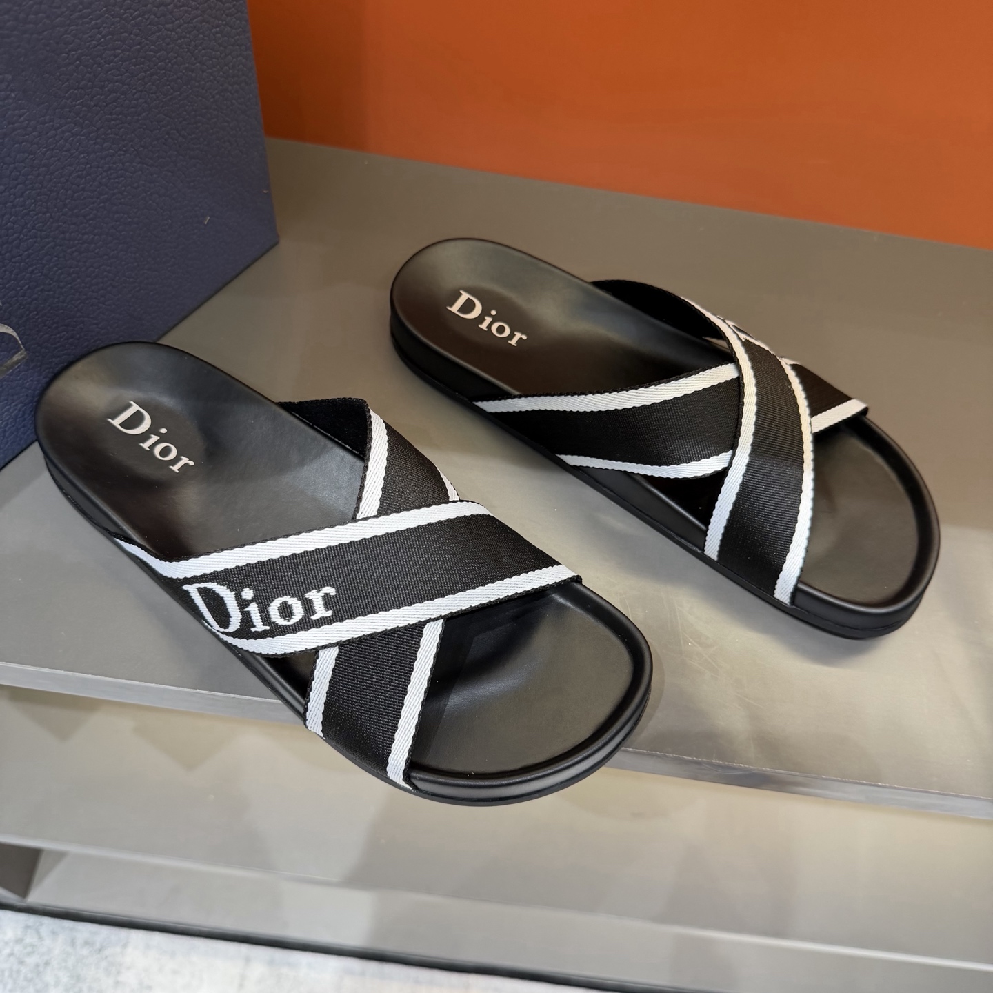 Dior