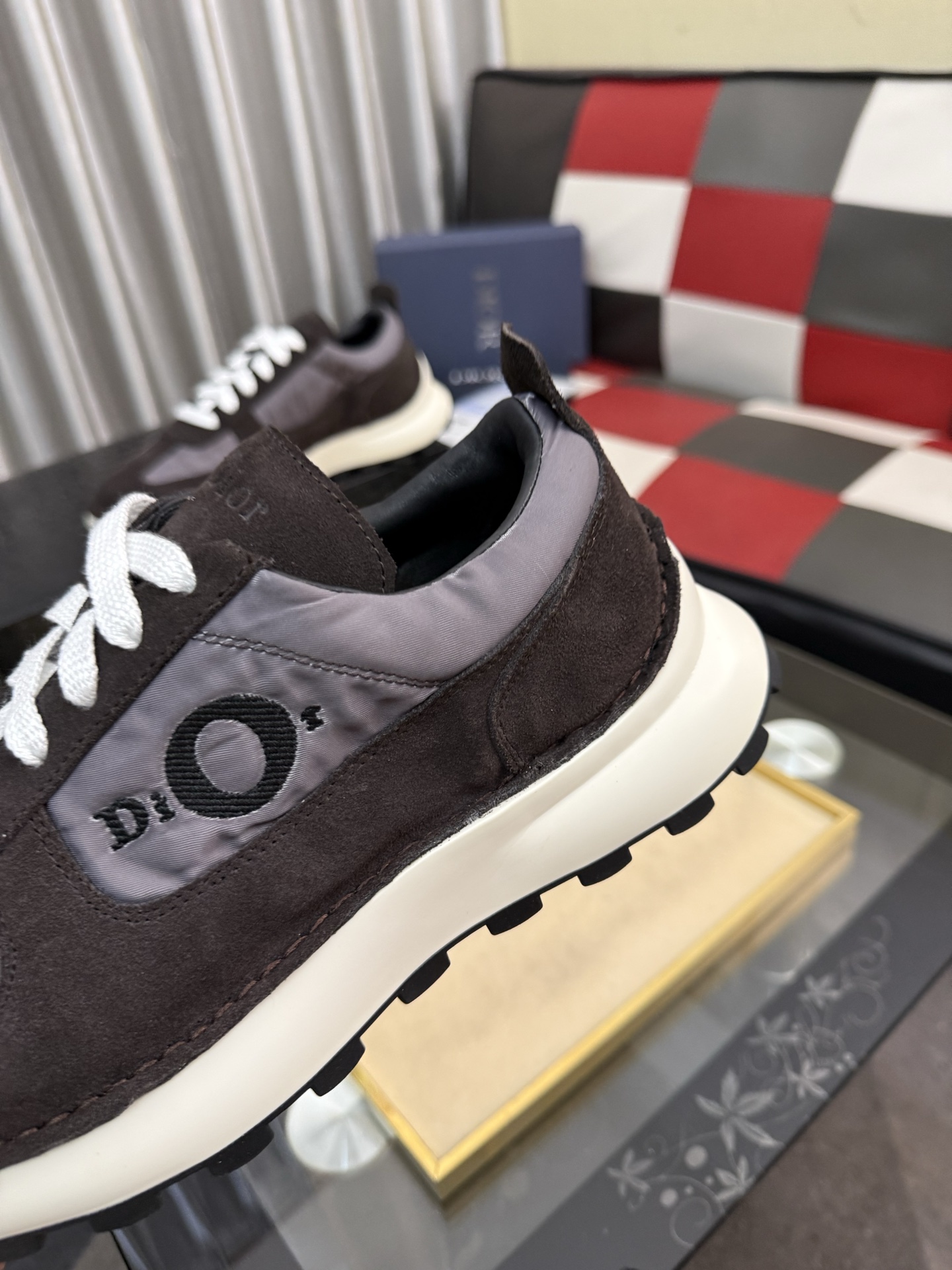 Dior