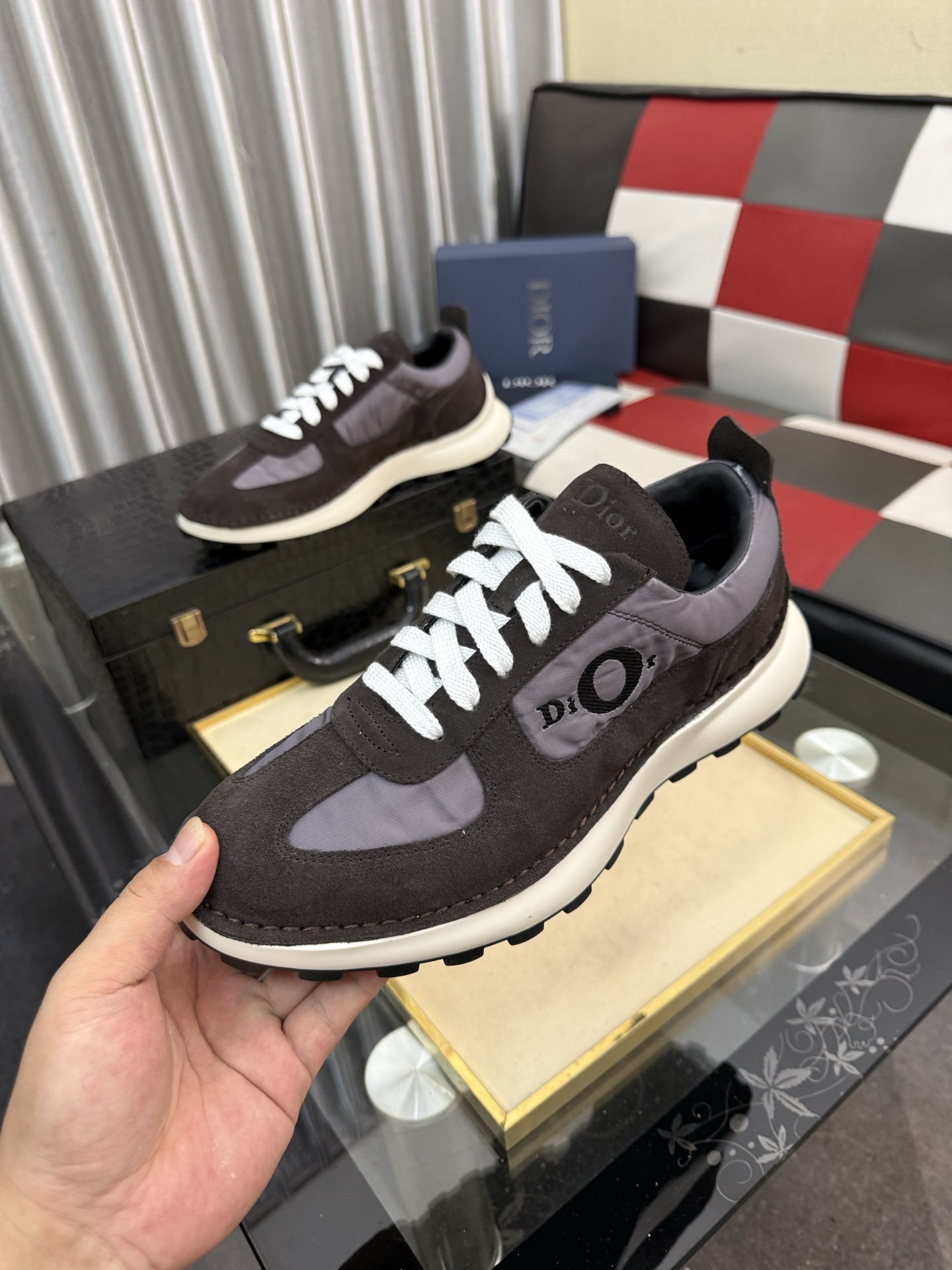 Dior
