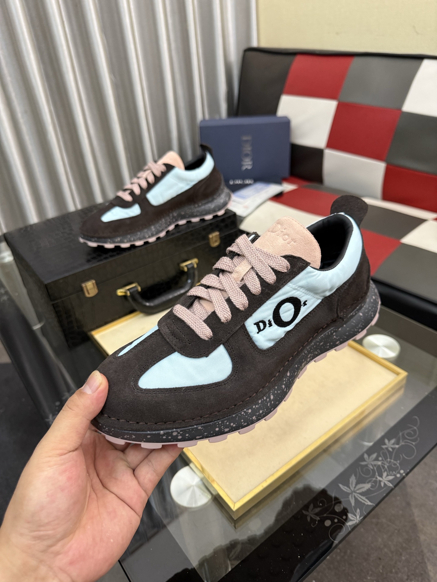 Dior