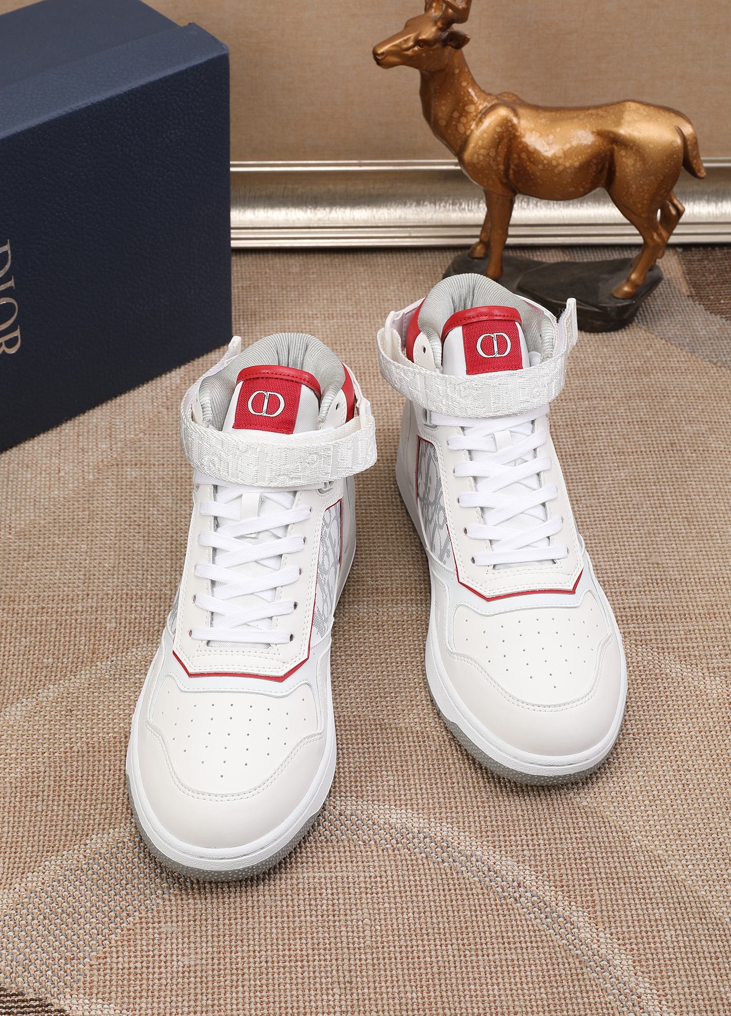 Dior shoe