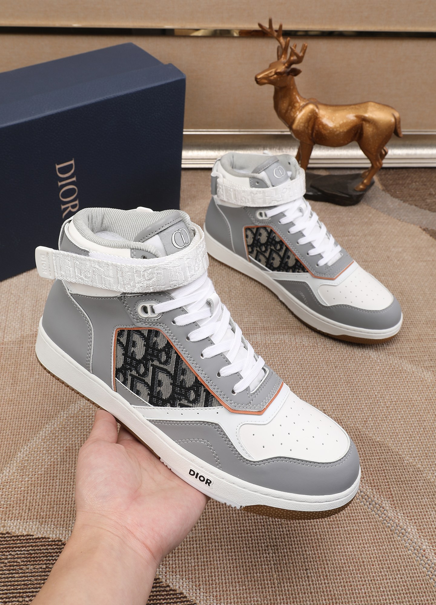Dior shoe