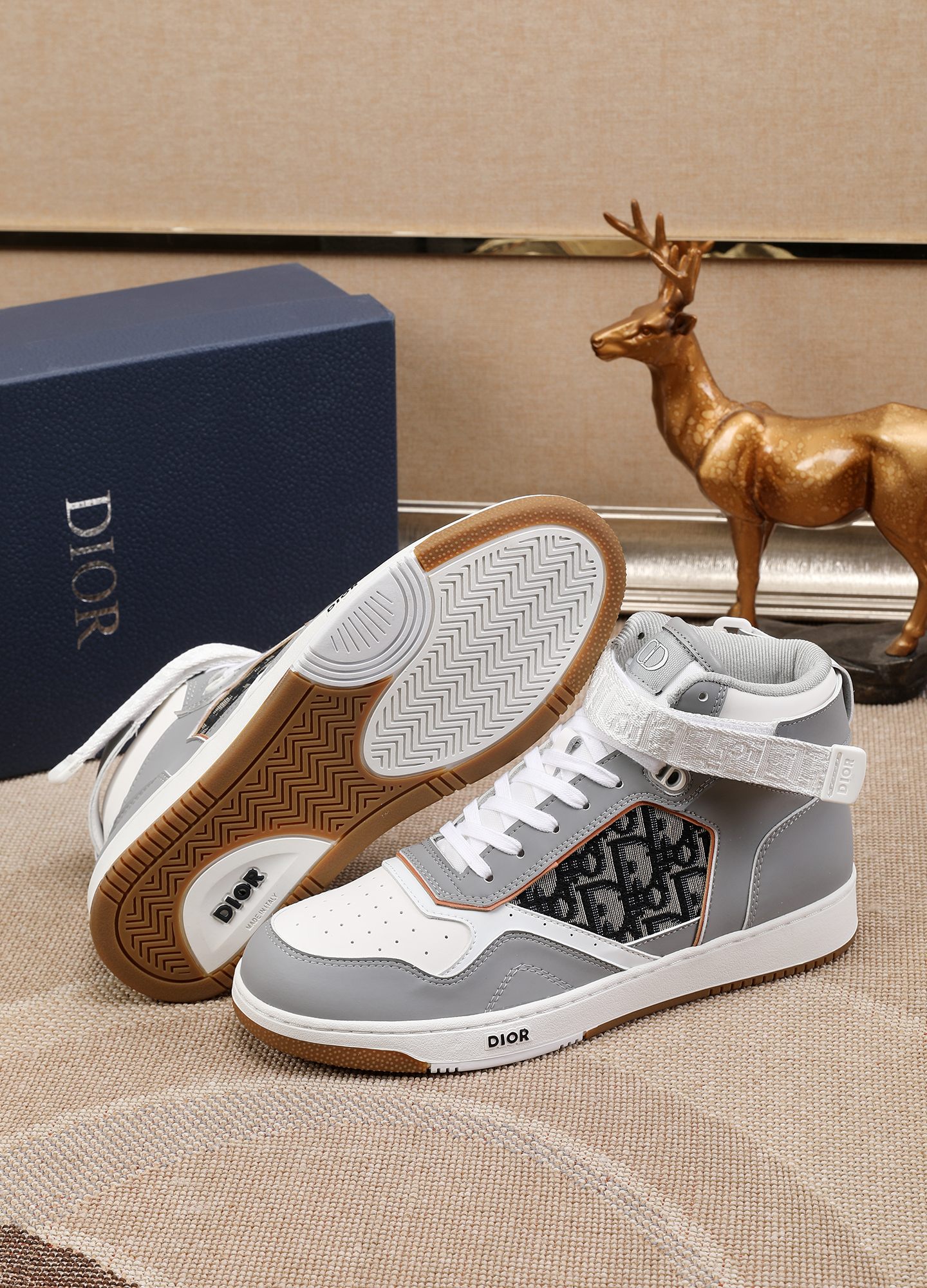 Dior shoe