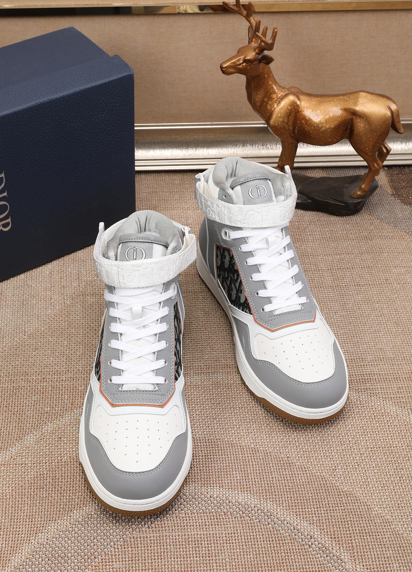 Dior shoe