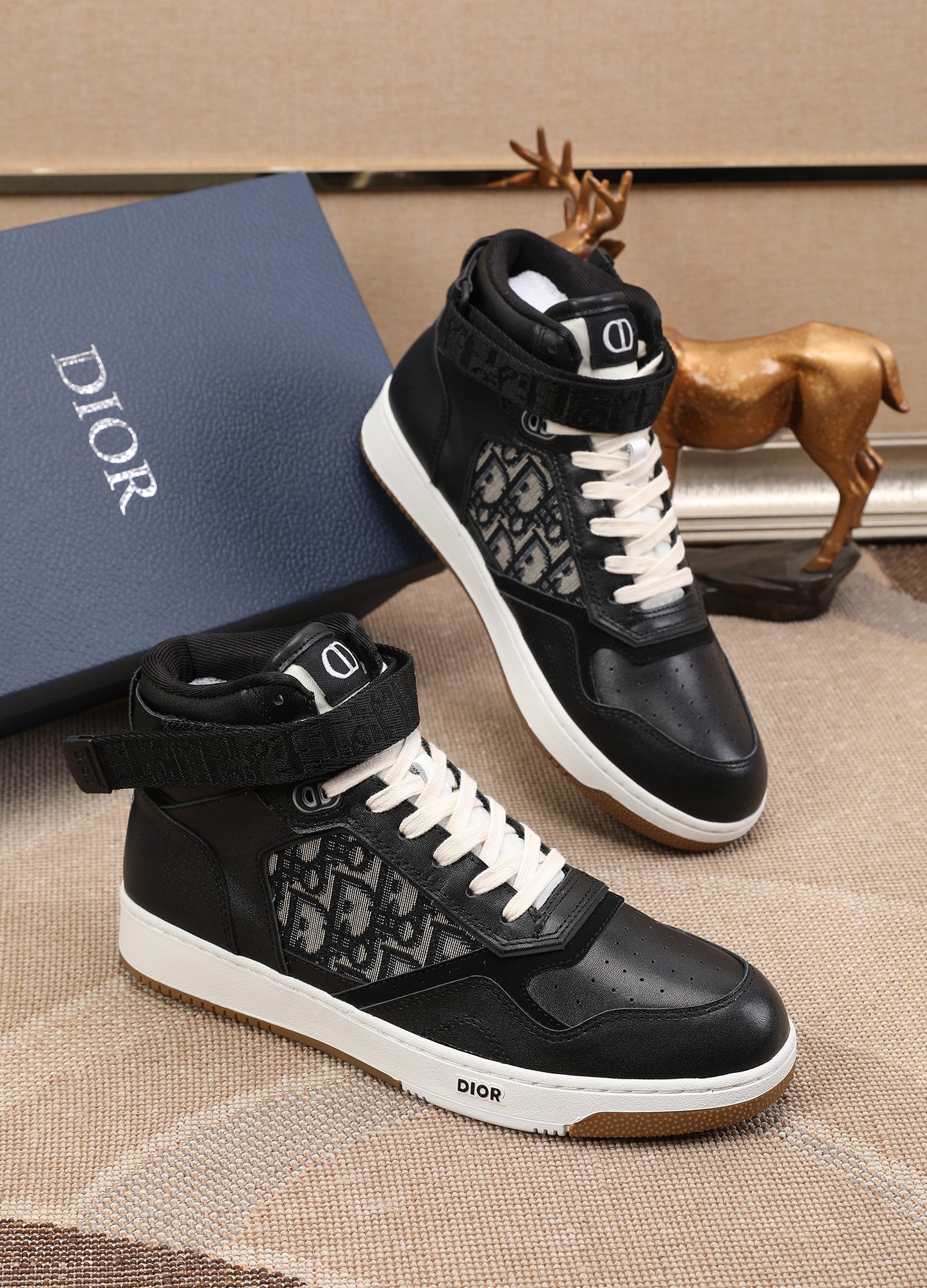 Dior shoe