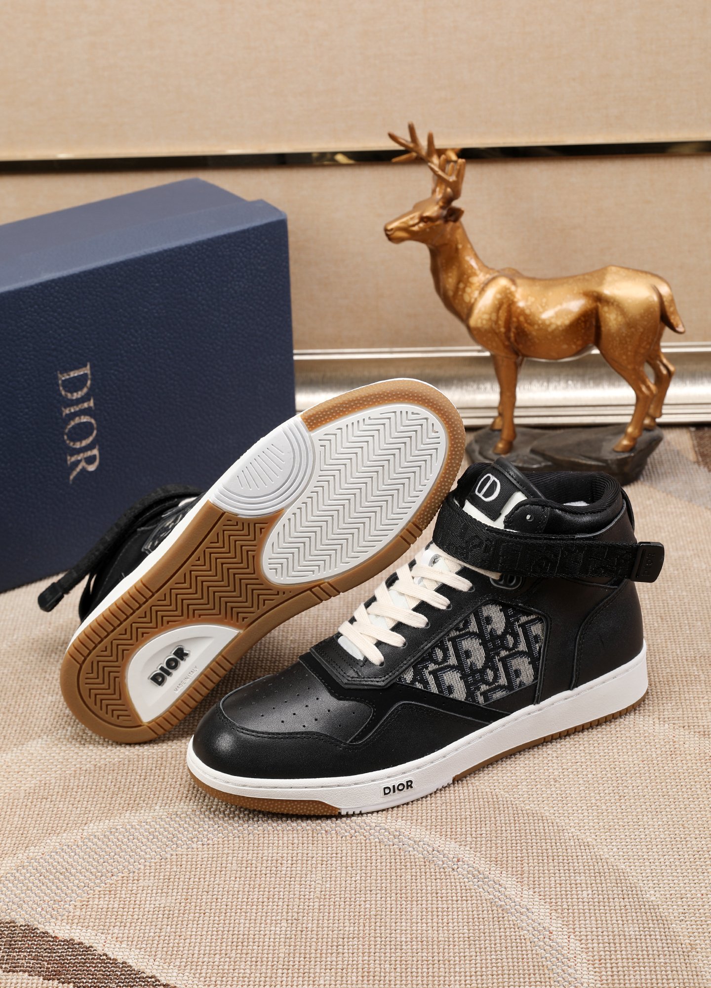 Dior shoe