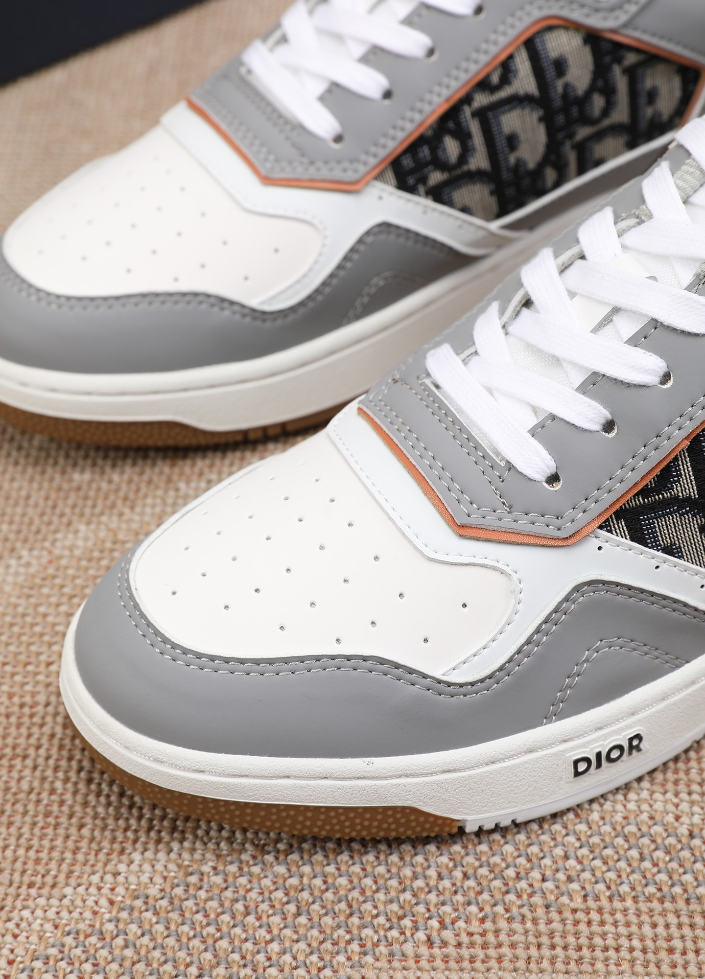 Dior shoe