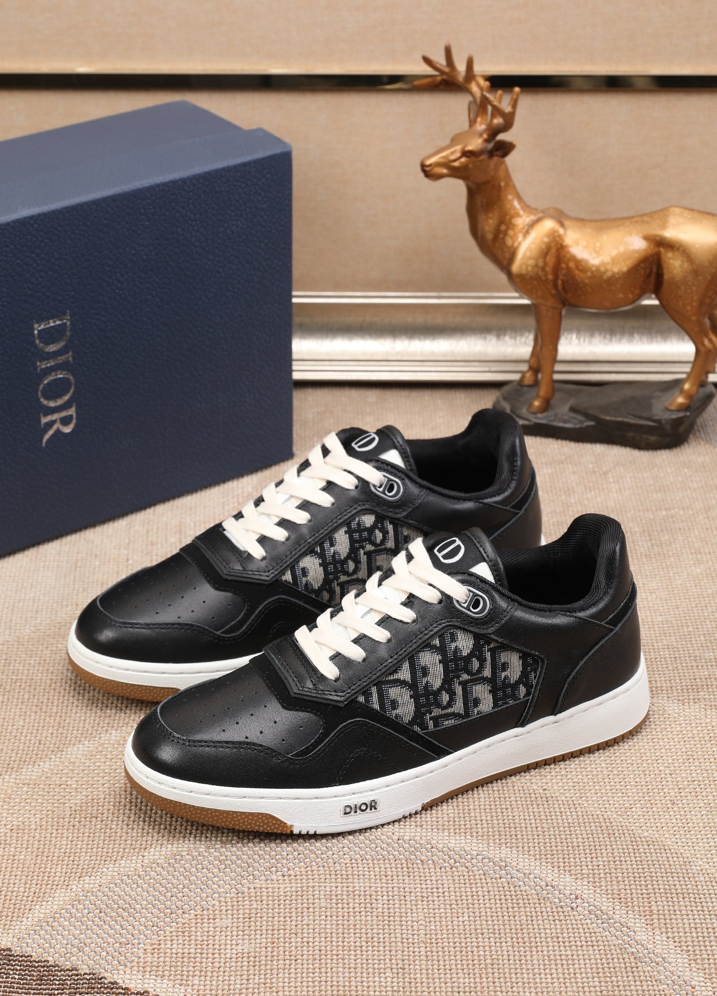 Dior shoe