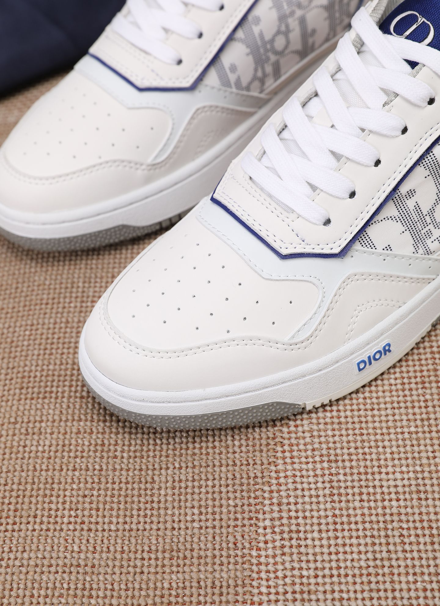Dior shoe