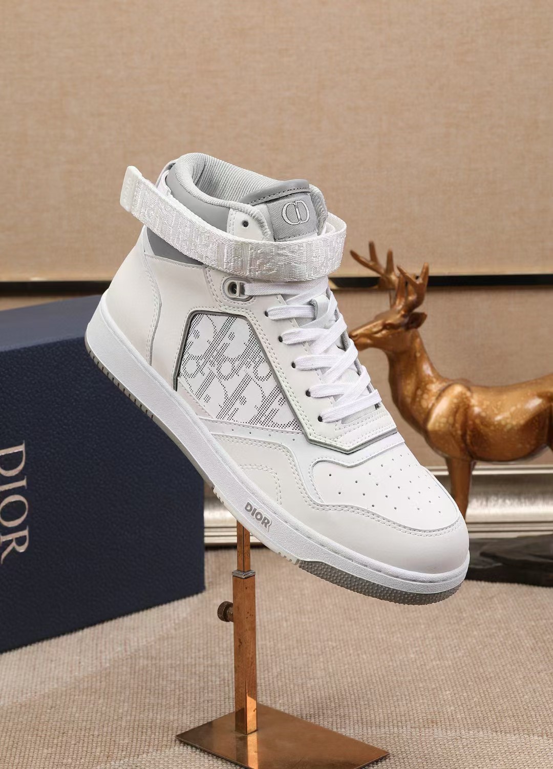 Dior shoe