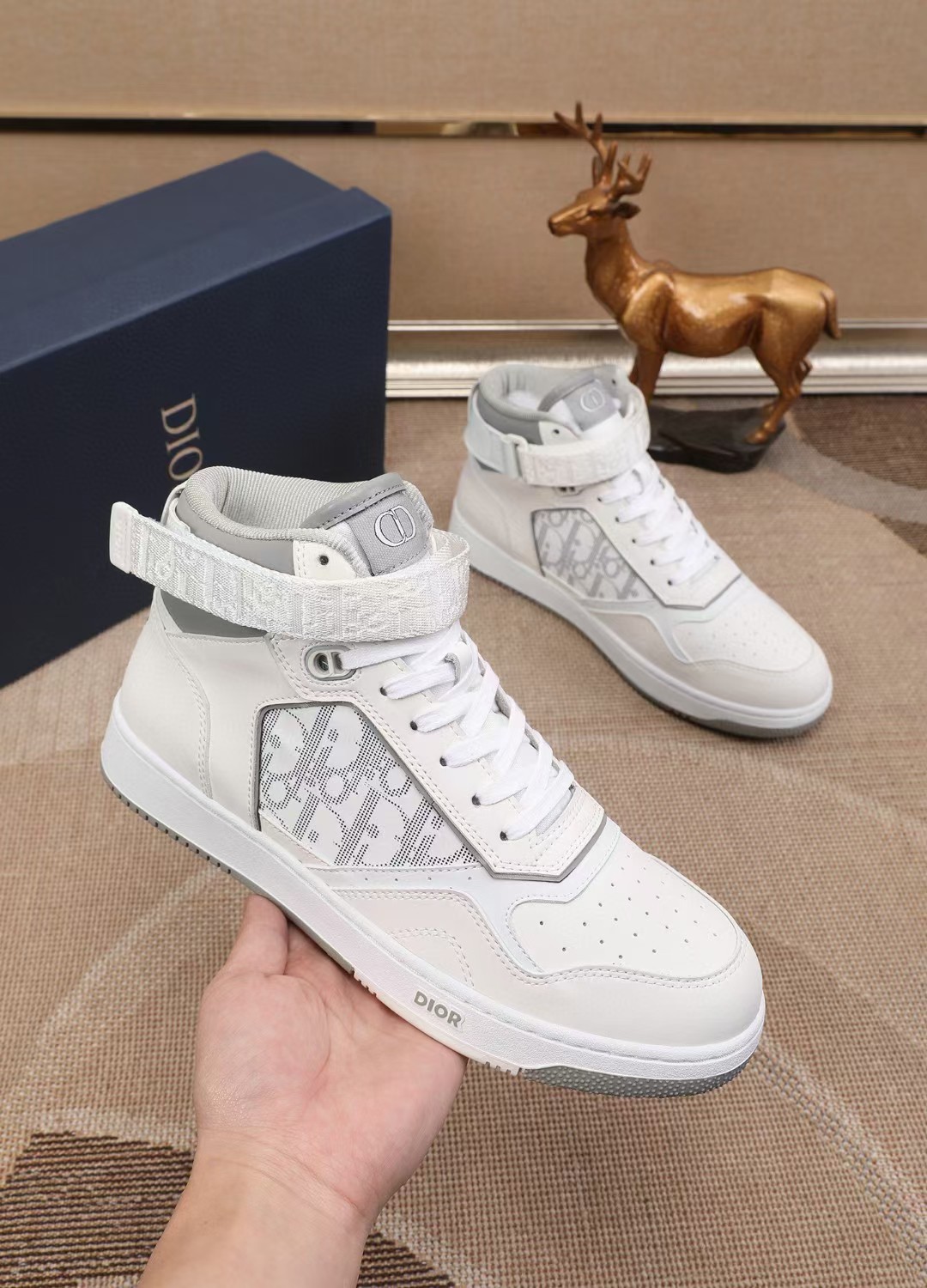 Dior shoe