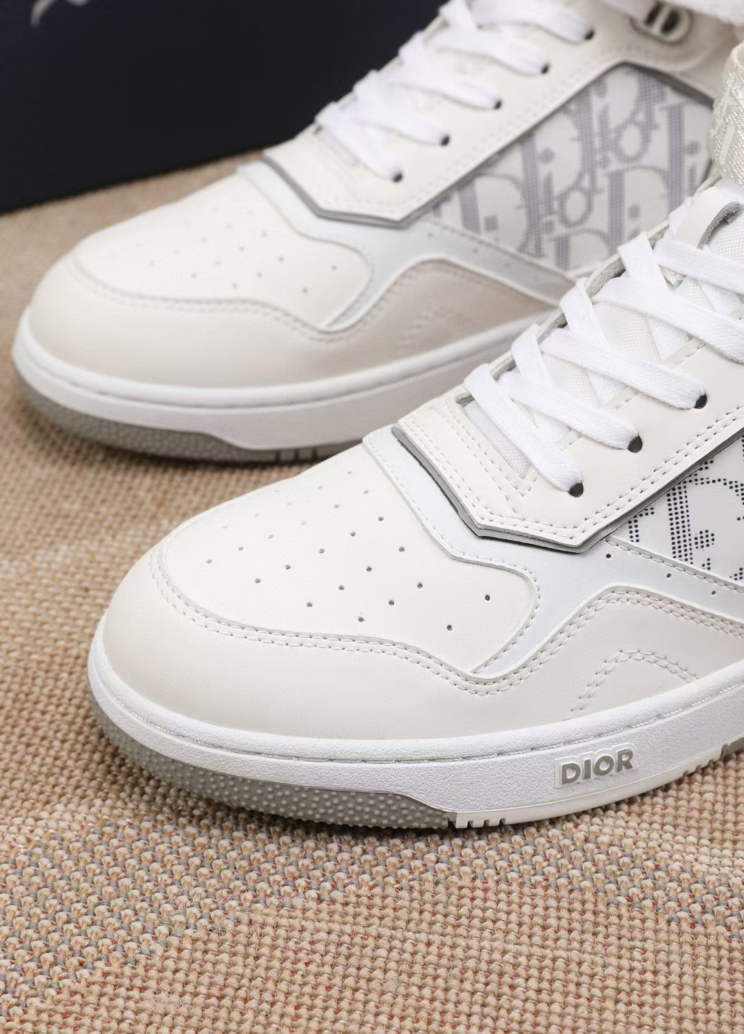 Dior shoe