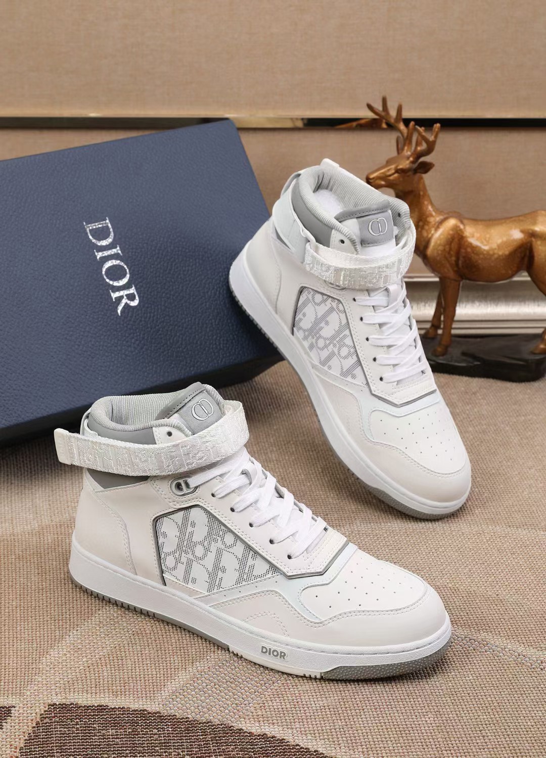 Dior shoe