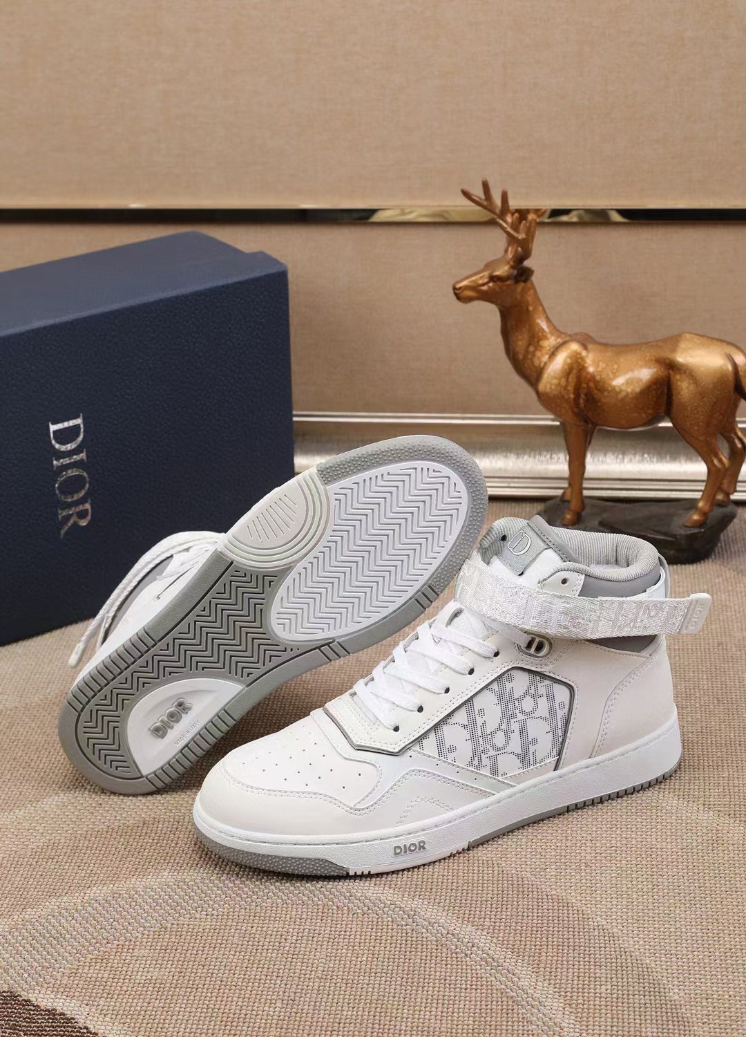Dior shoe