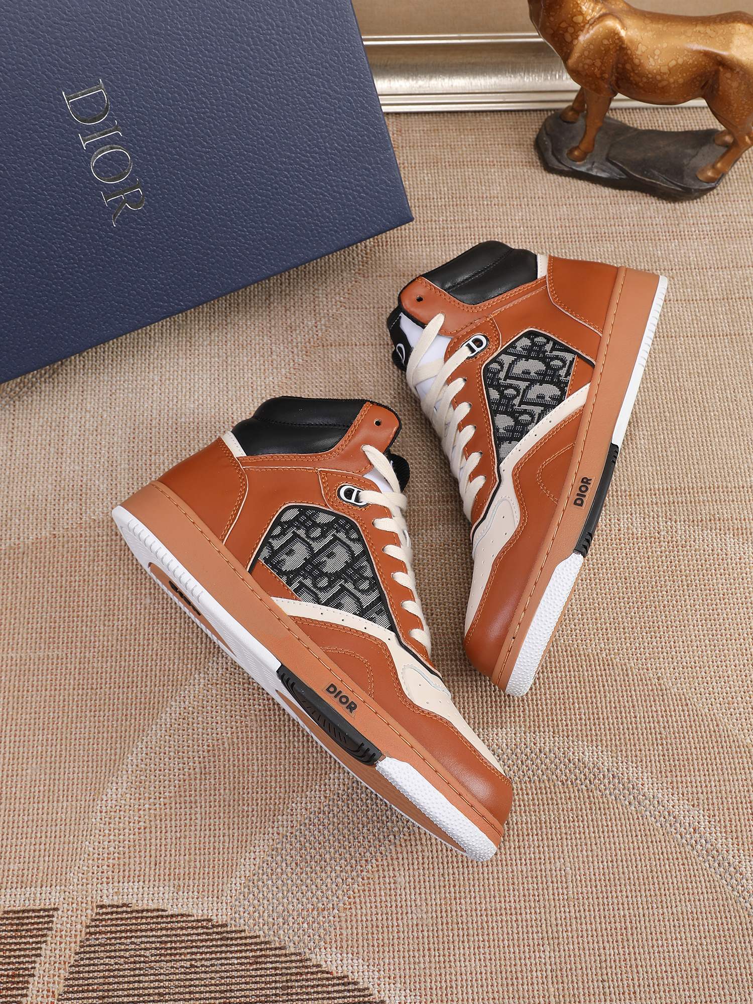 Dior shoe