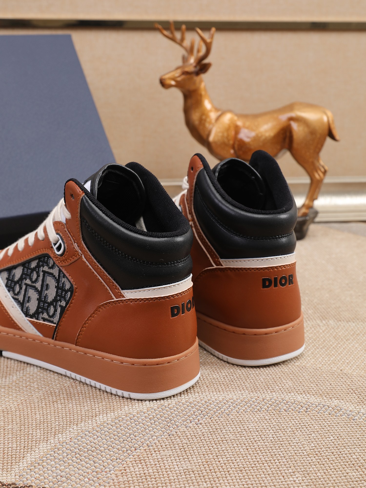 Dior shoe