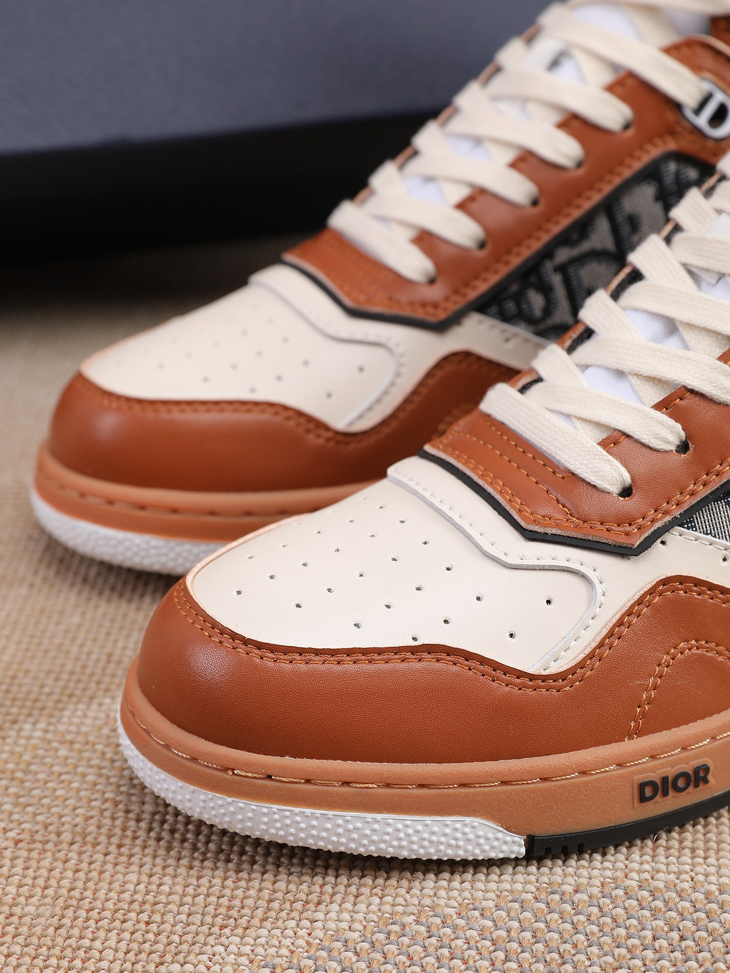 Dior shoe