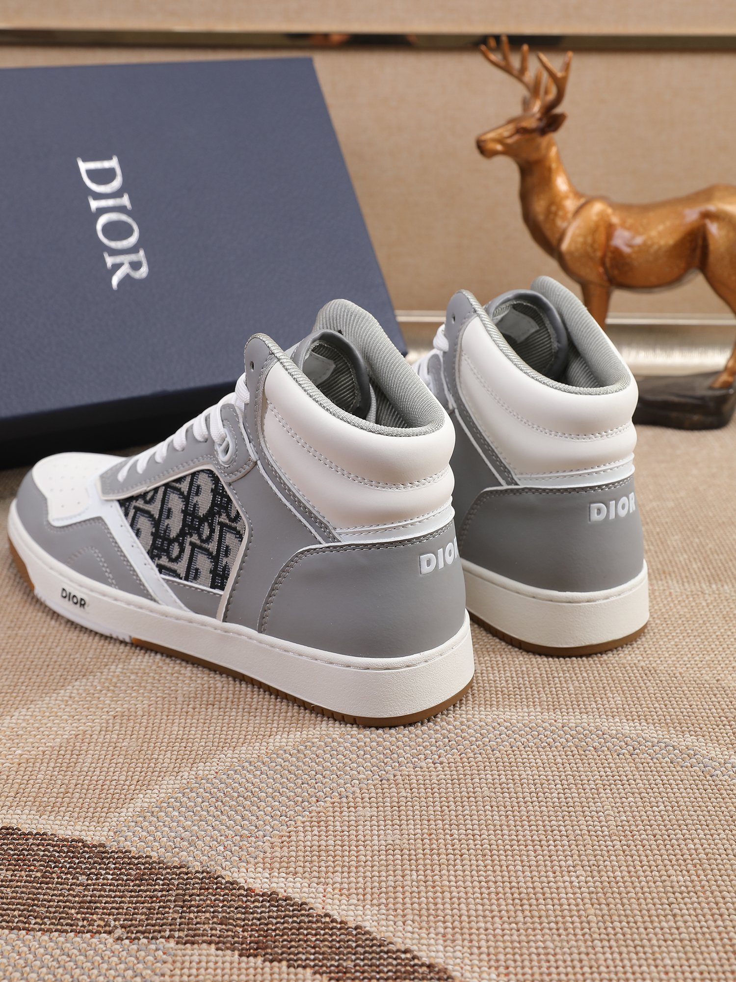 Dior shoe