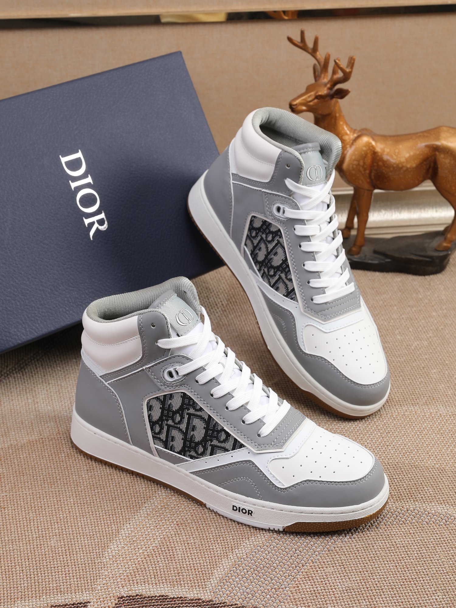 Dior shoe