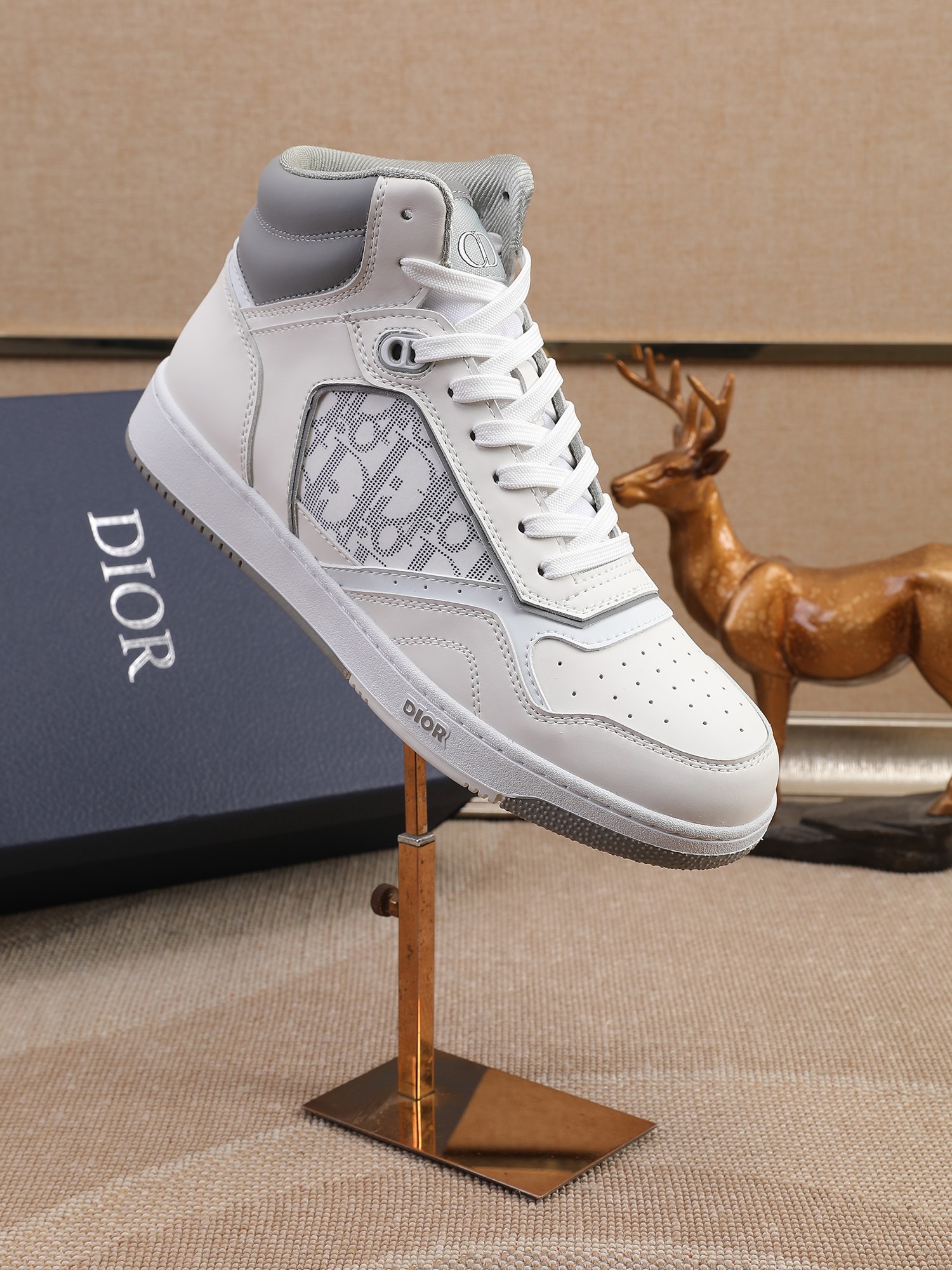 Dior shoe