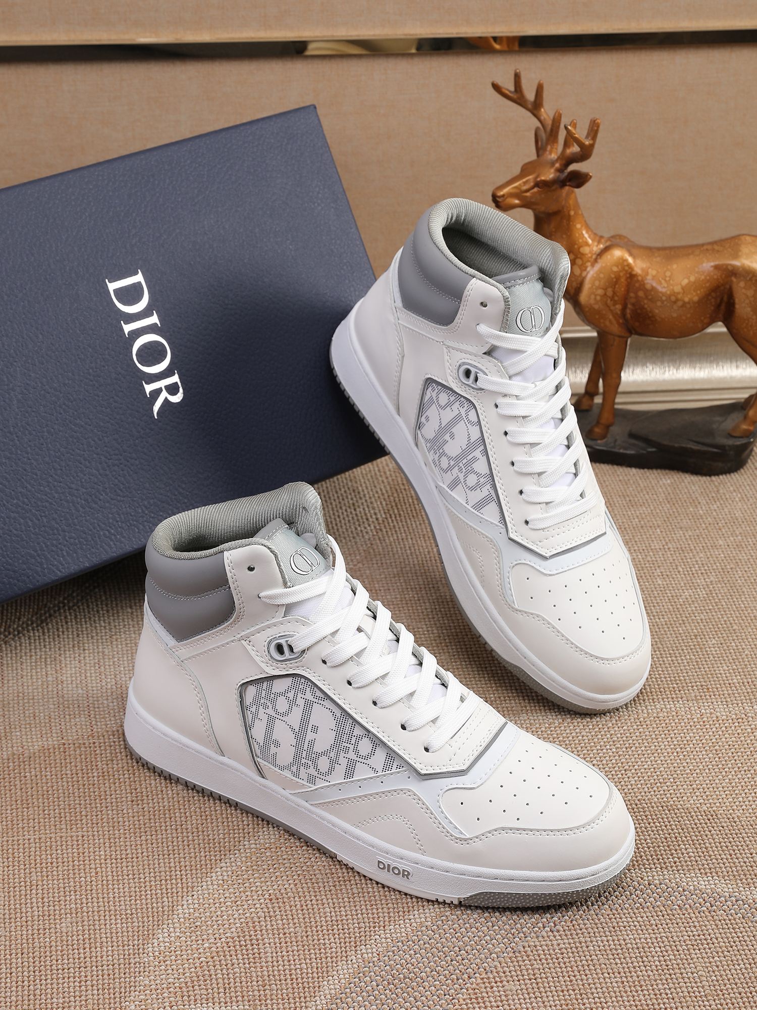 Dior shoe