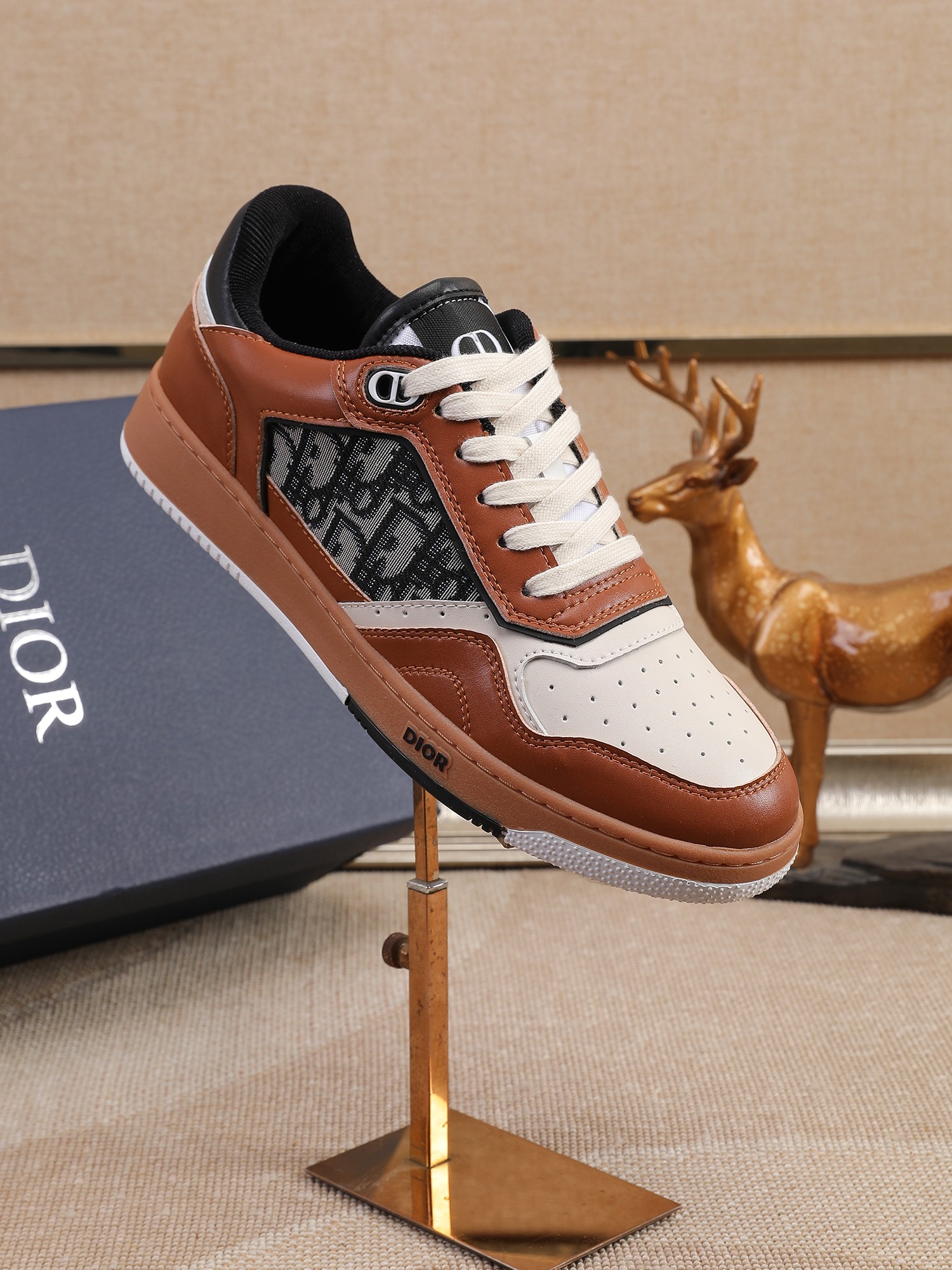 Dior shoe