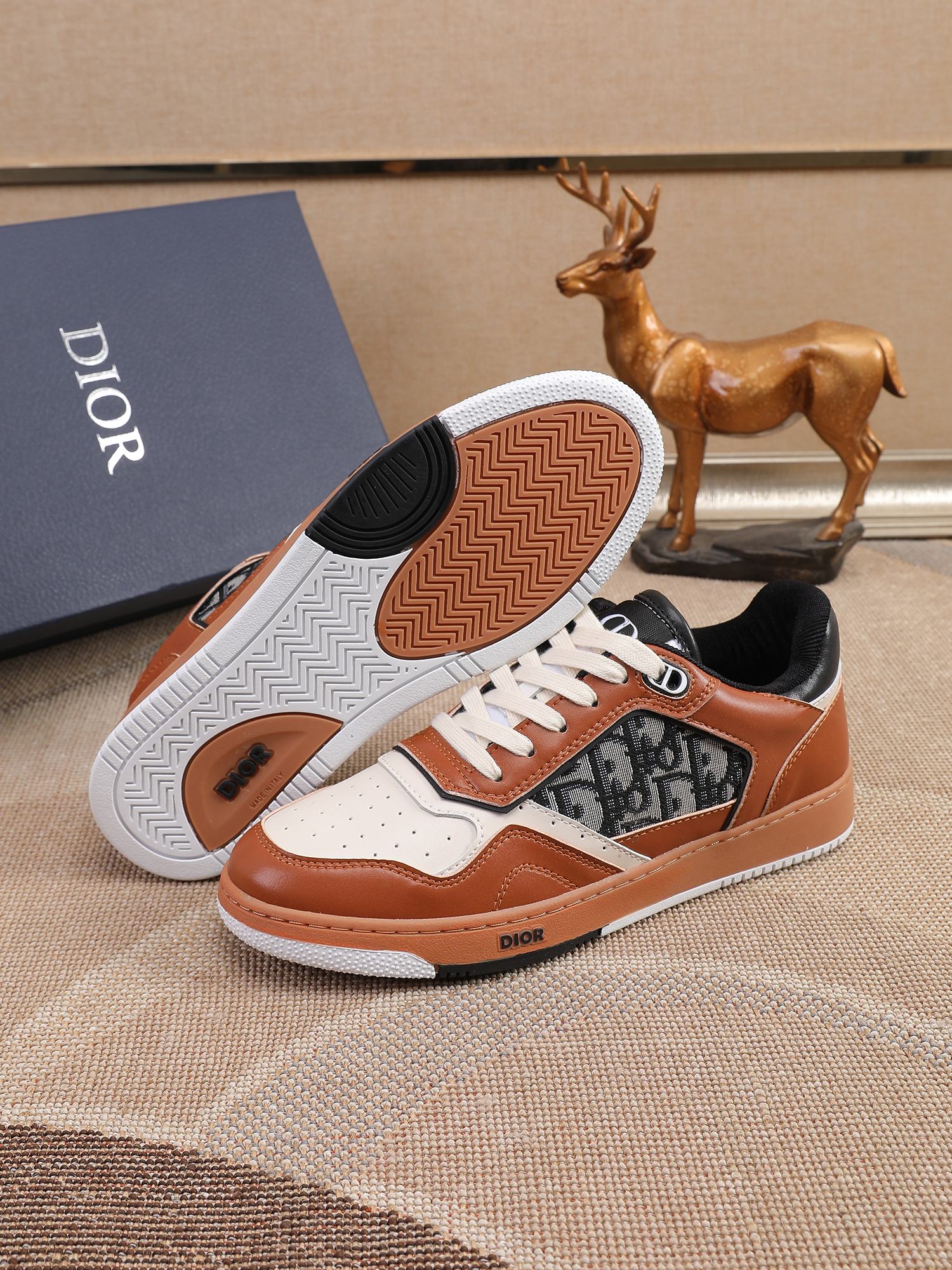 Dior shoe