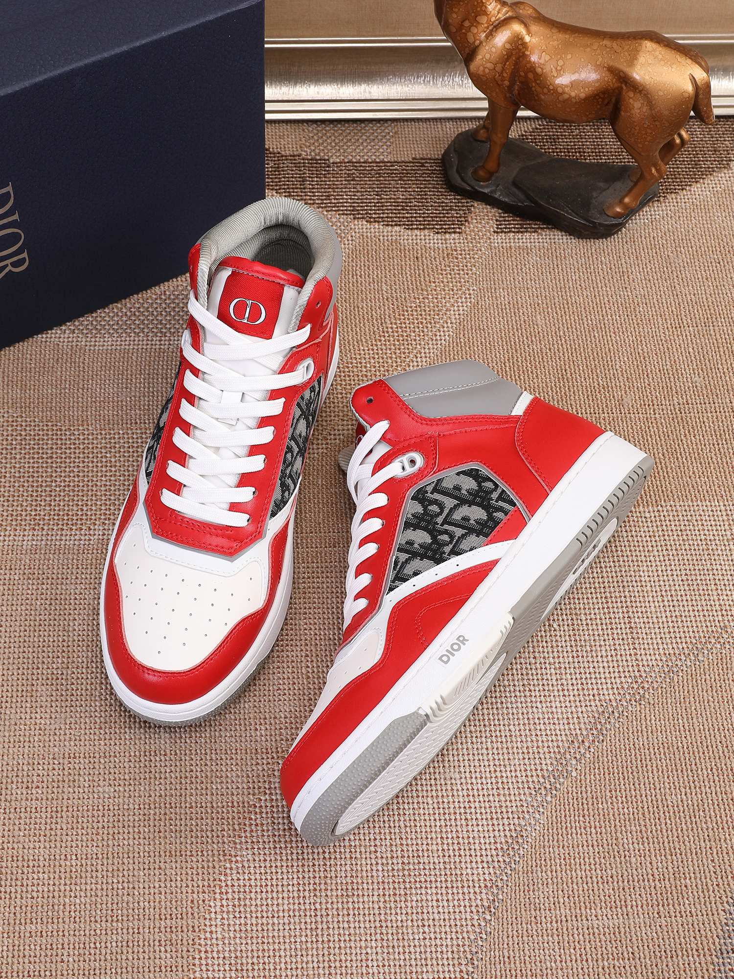 Dior shoe