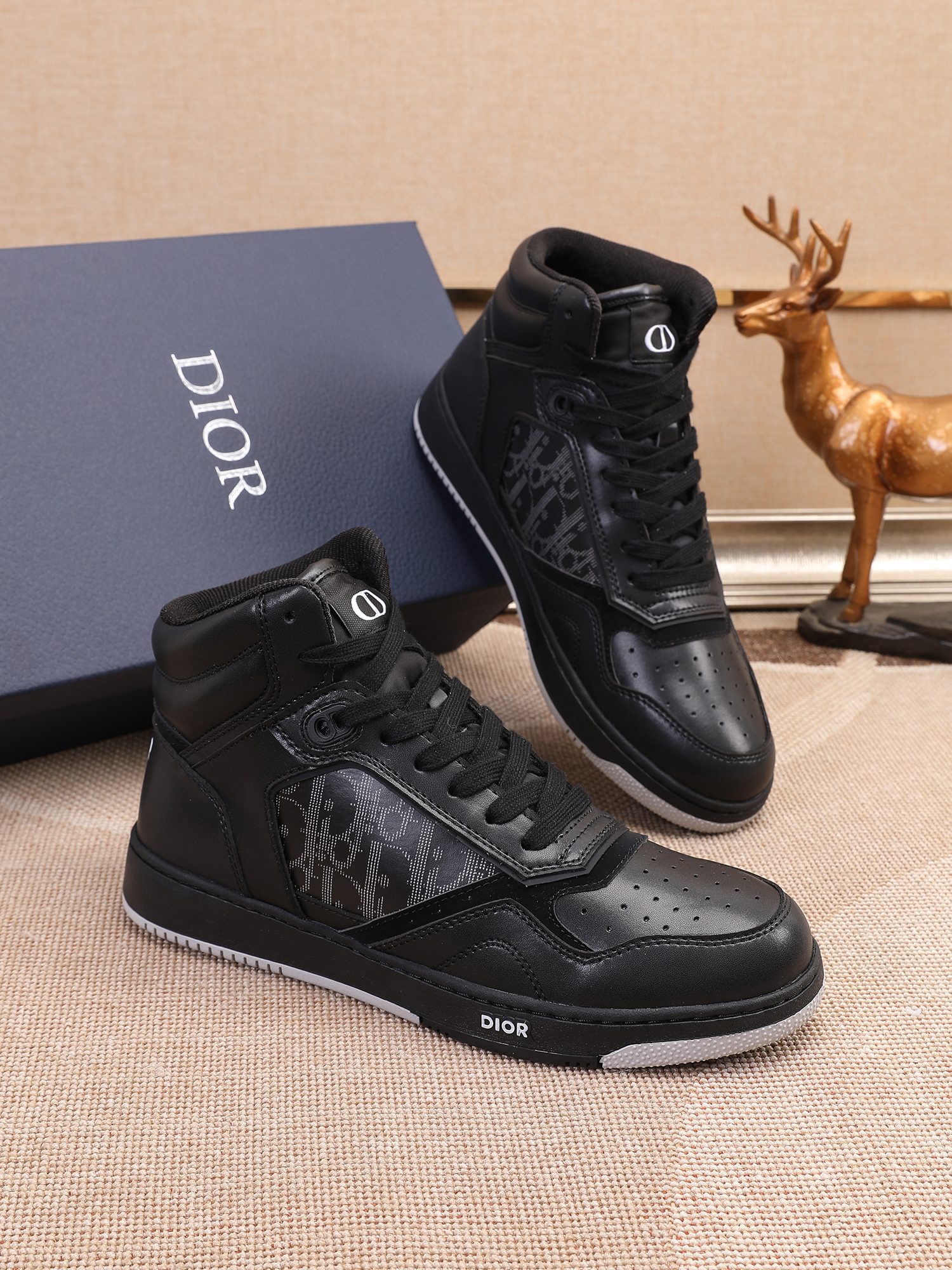 Dior shoe