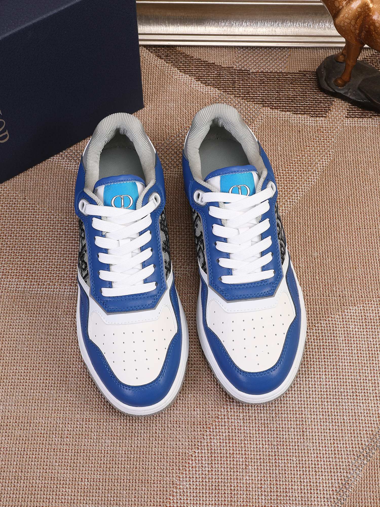 Dior shoe