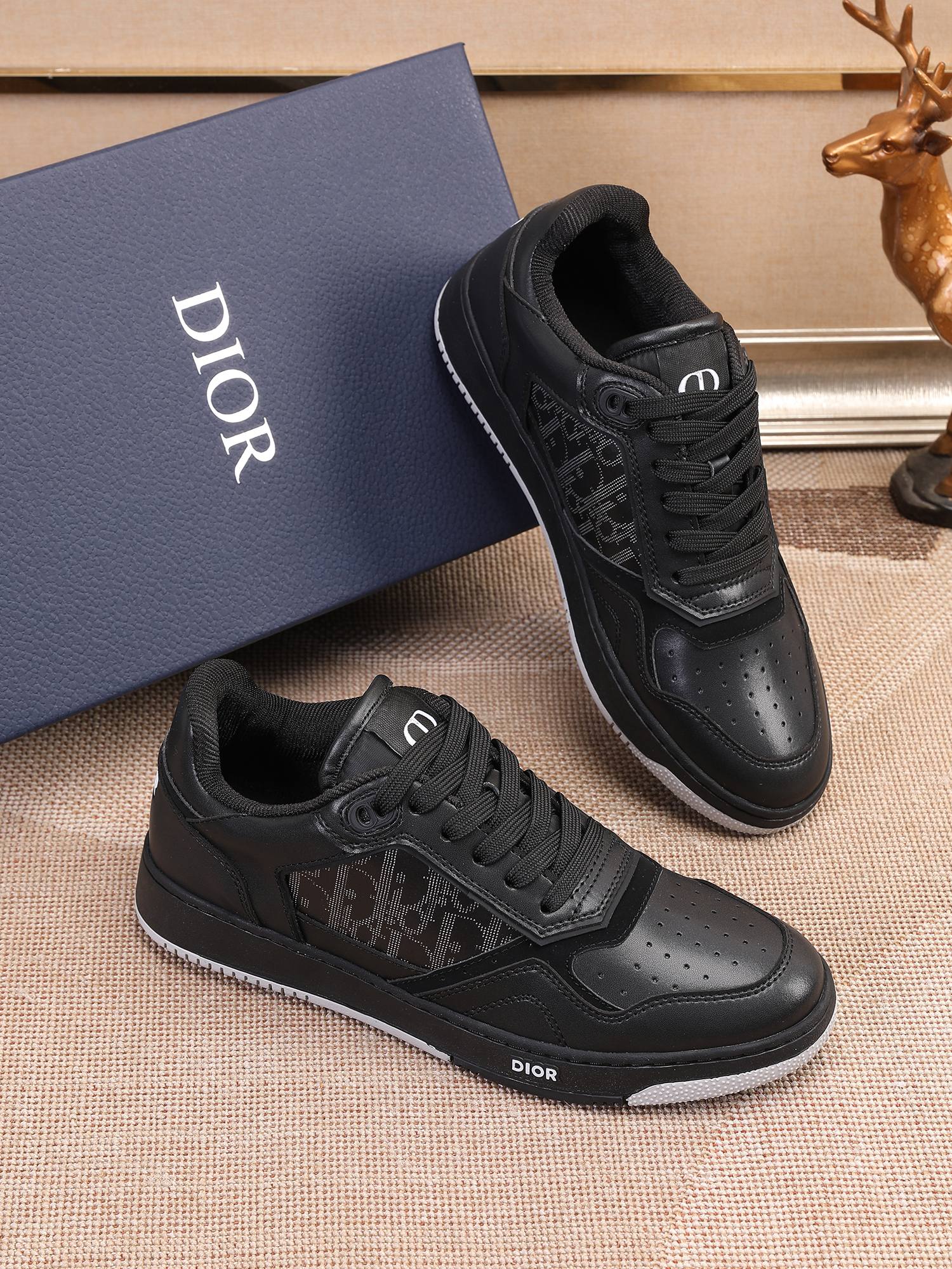 Dior shoe