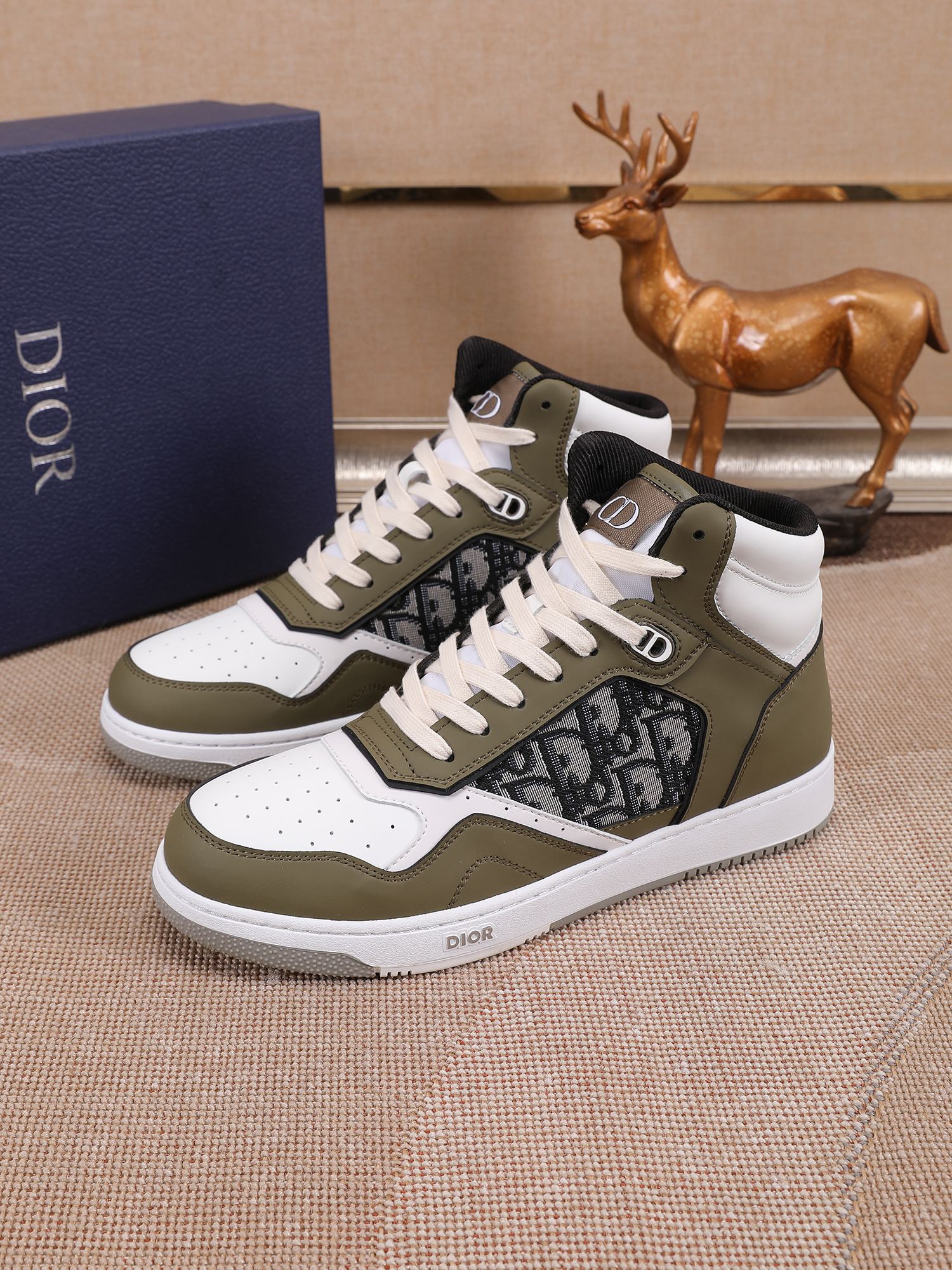 Dior shoe
