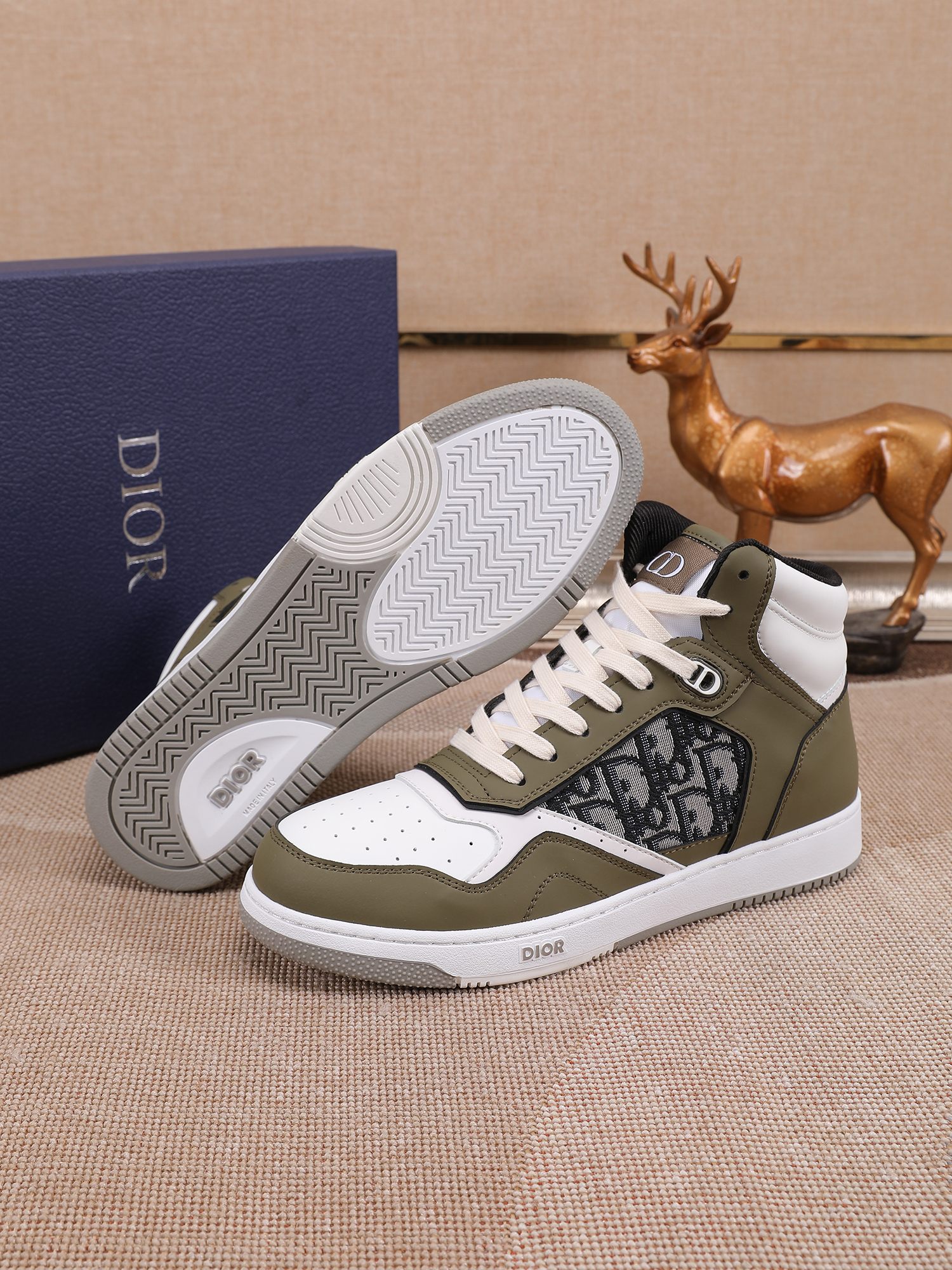 Dior shoe