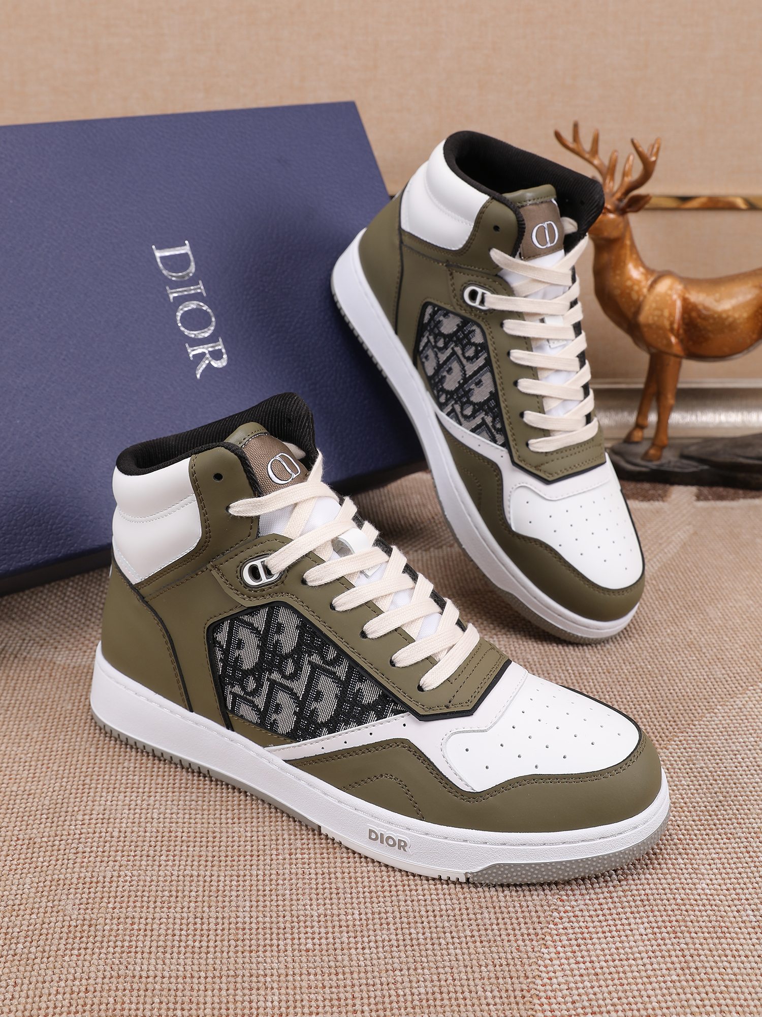 Dior shoe