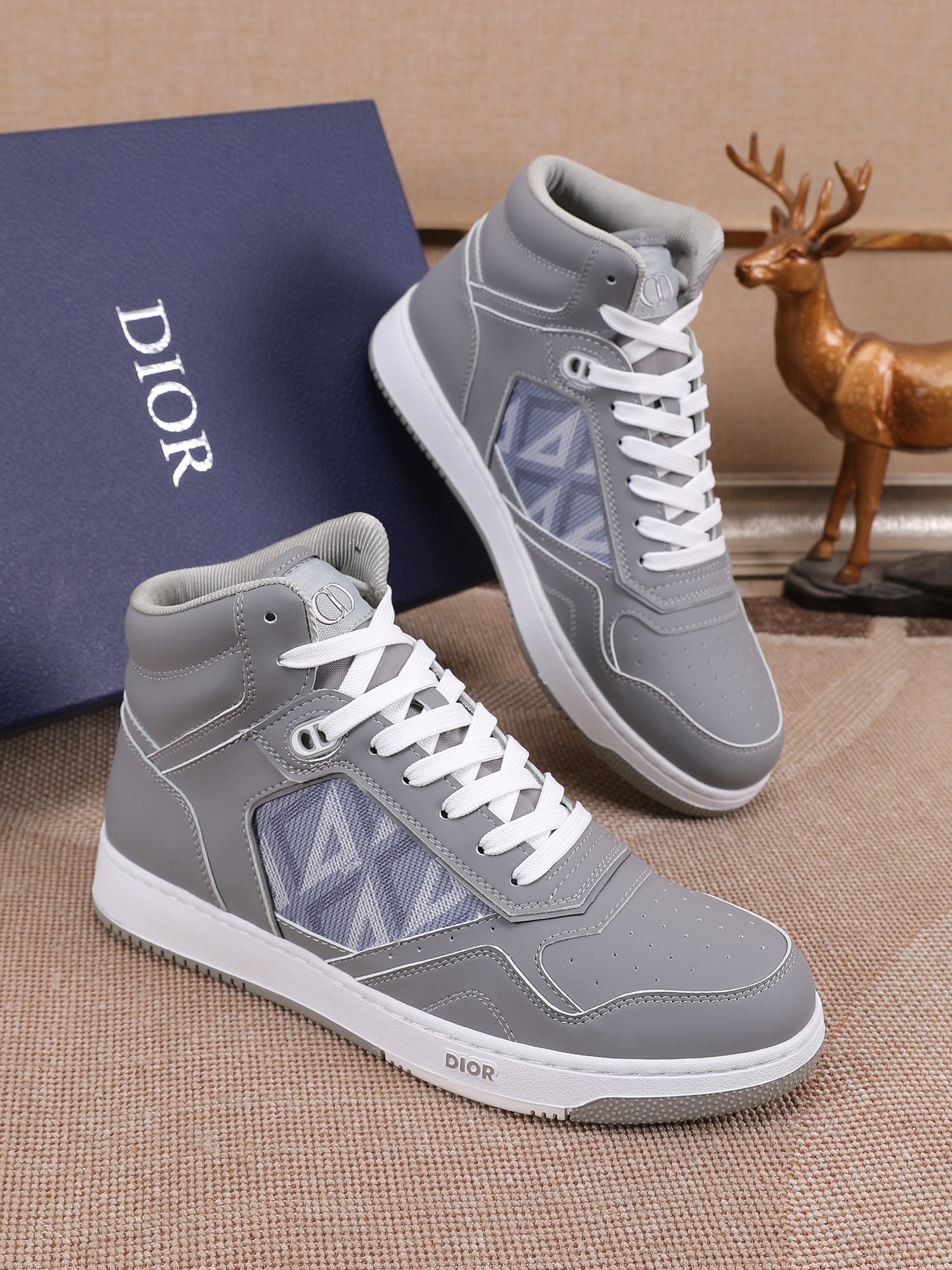 Dior shoe