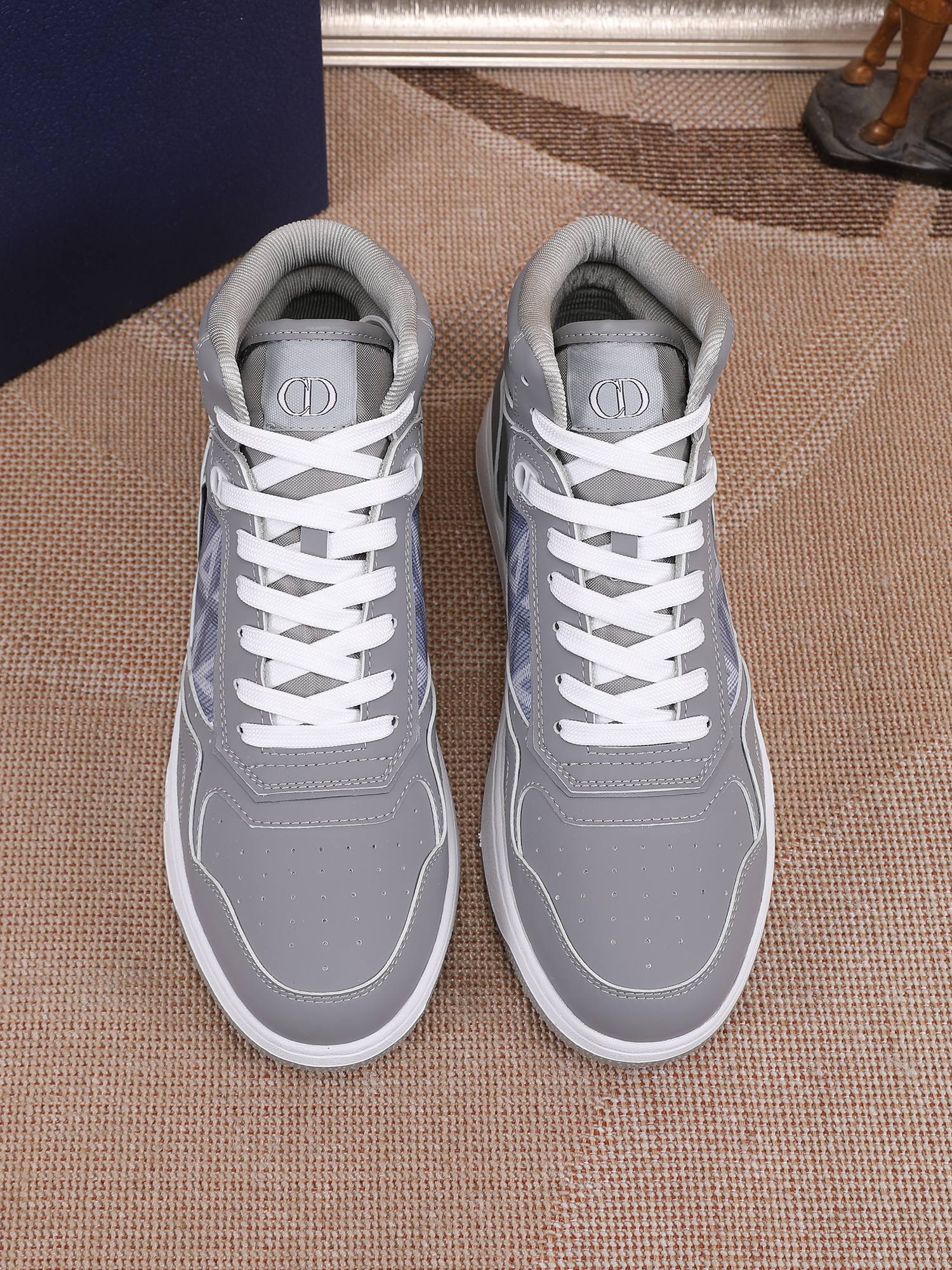 Dior shoe
