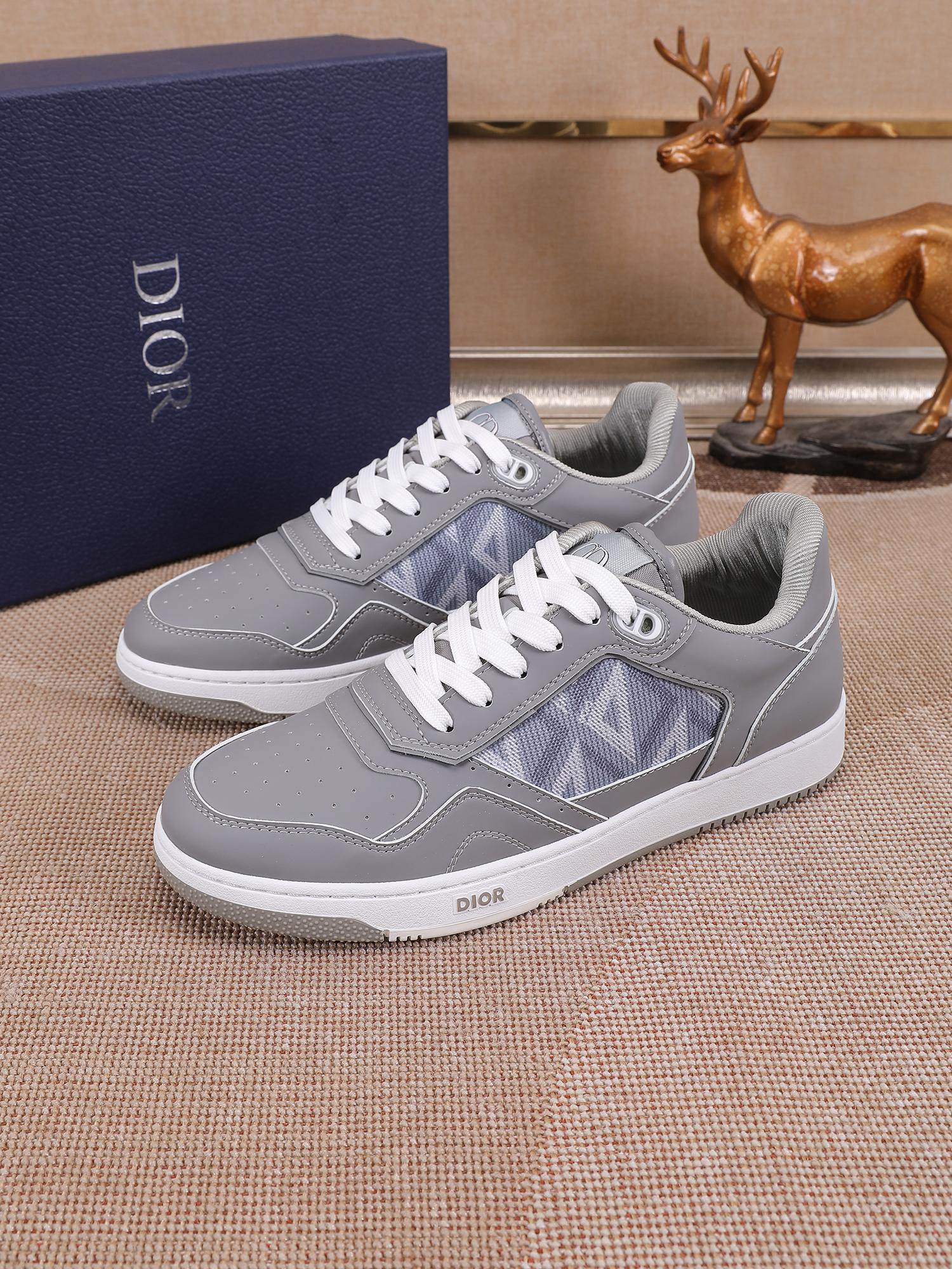 Dior shoe