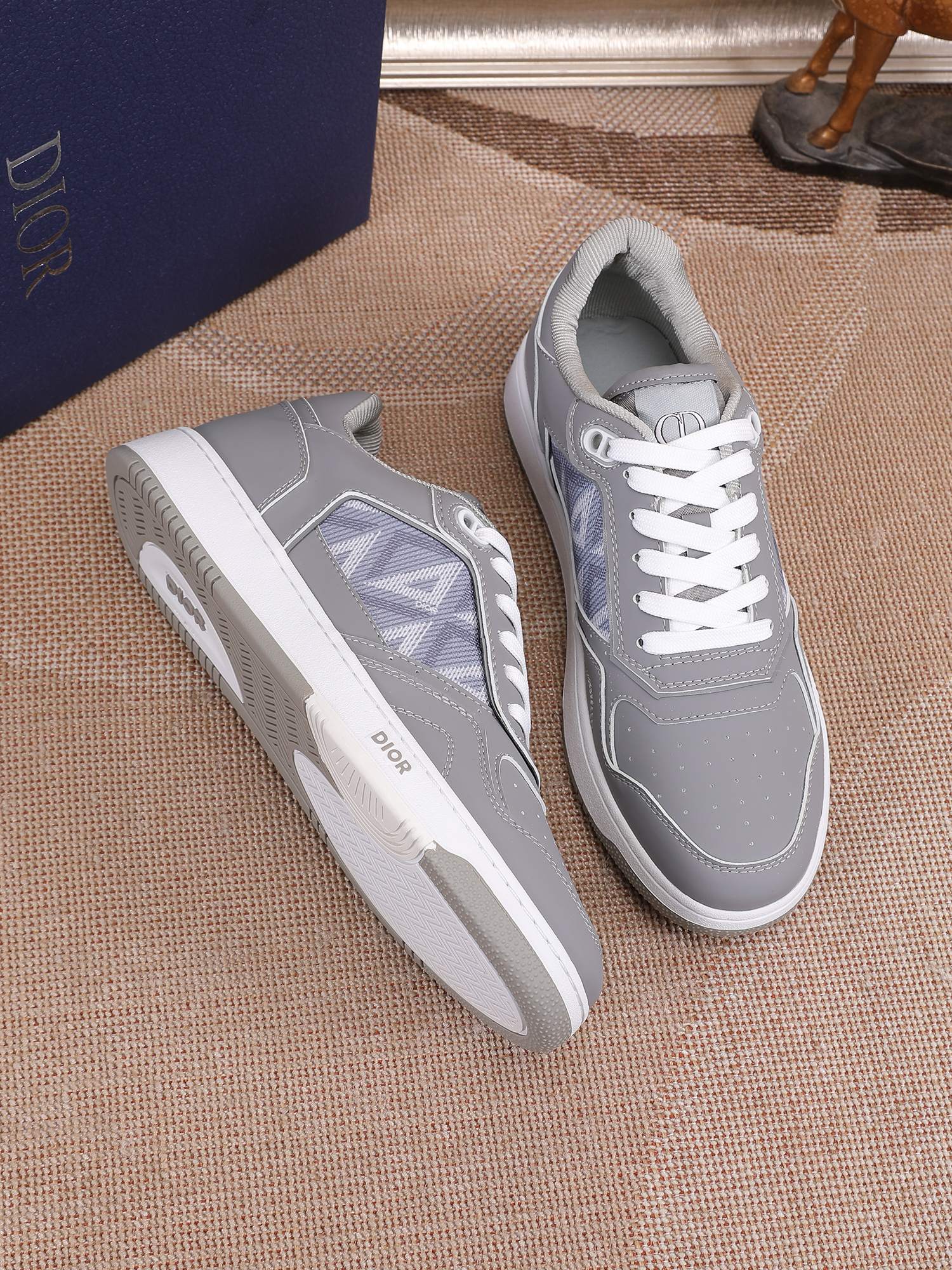 Dior shoe
