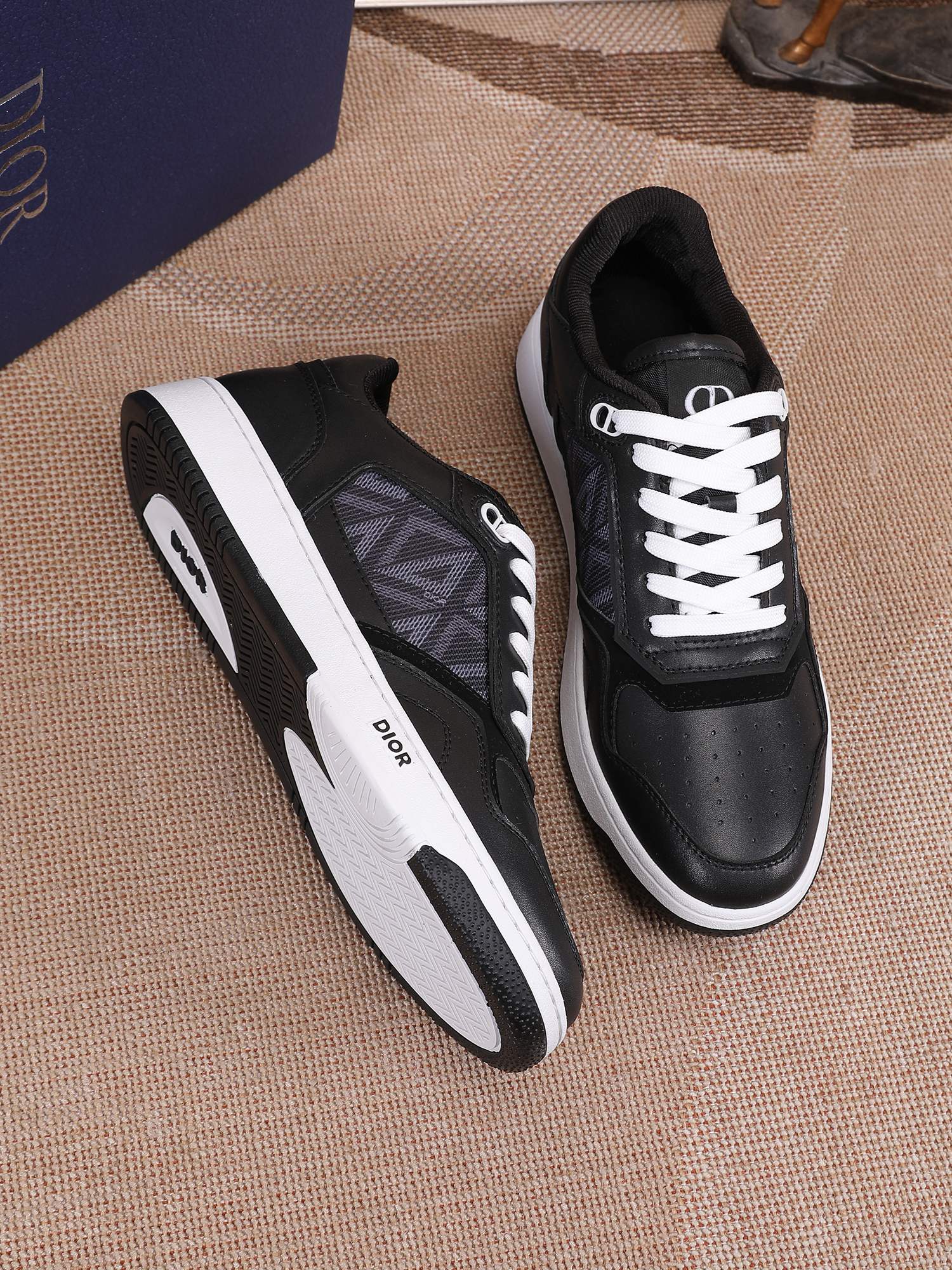 Dior shoe