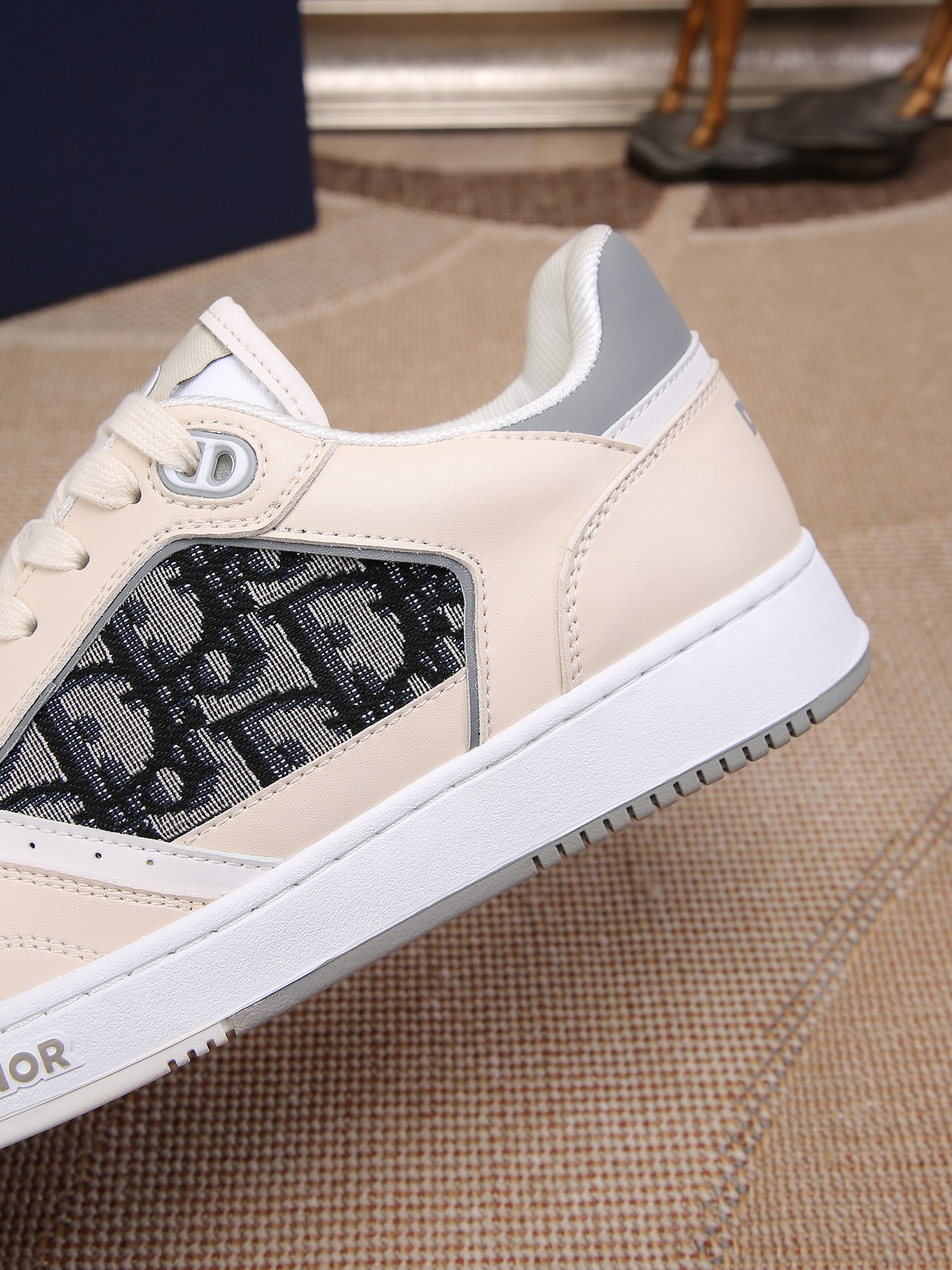 Dior shoe
