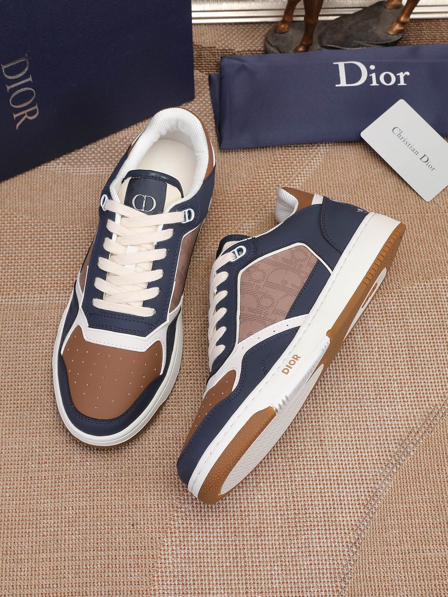 Dior shoe