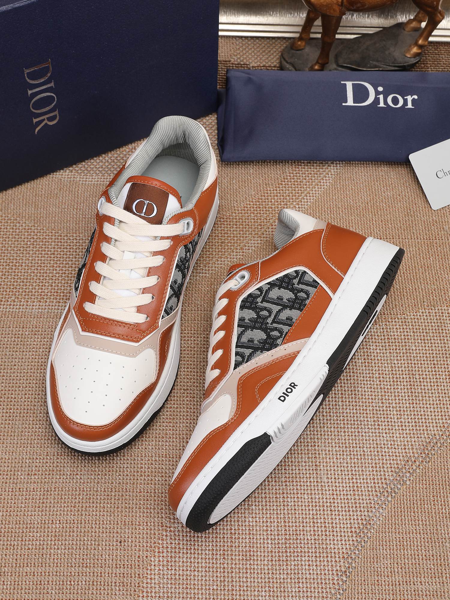 Dior shoe
