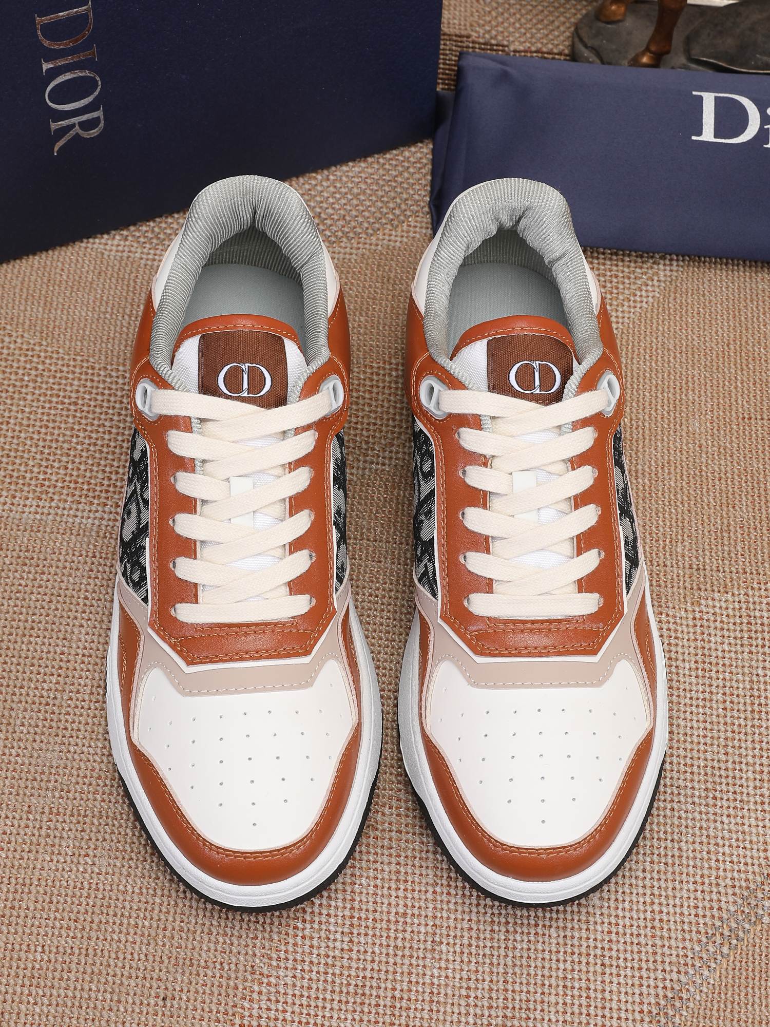 Dior shoe