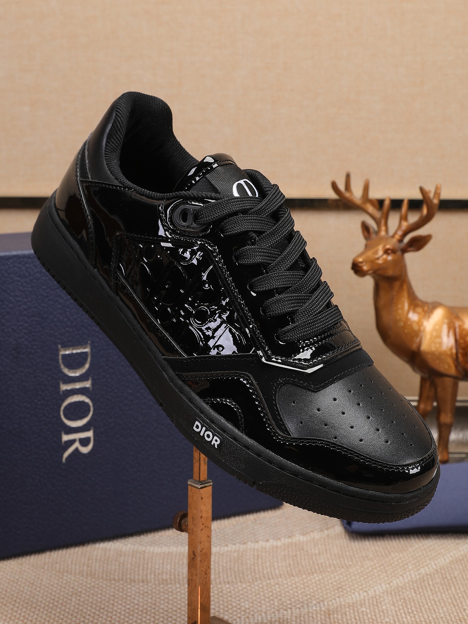 Dior shoe