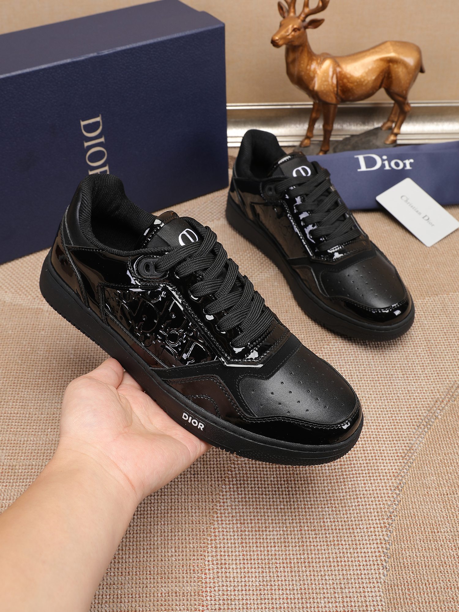 Dior shoe