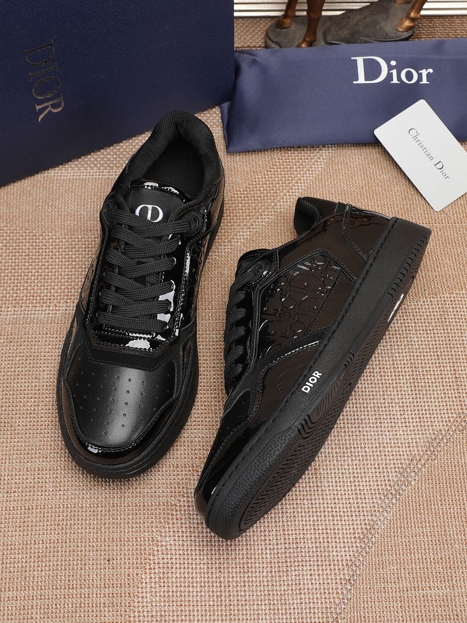 Dior shoe
