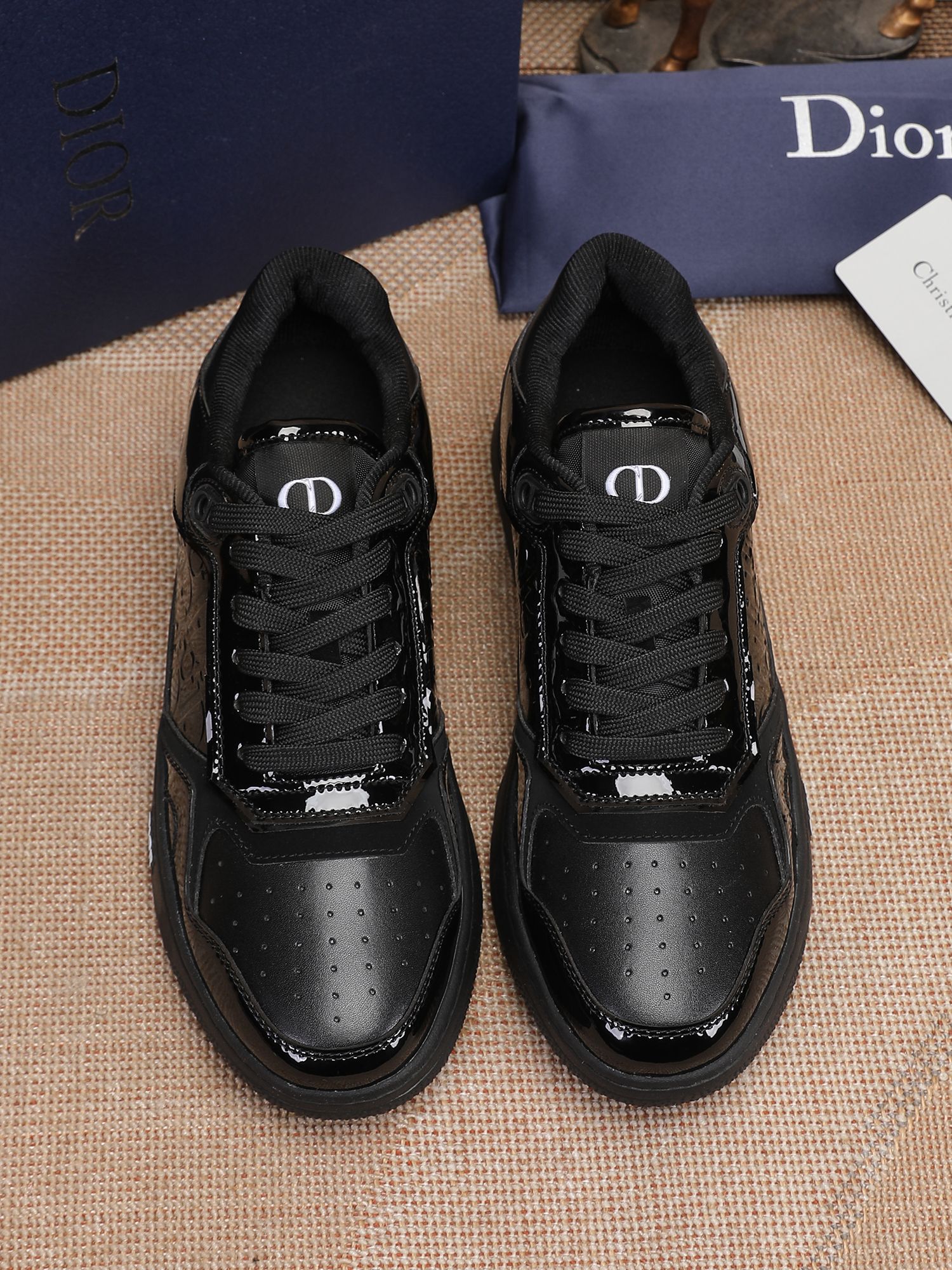Dior shoe
