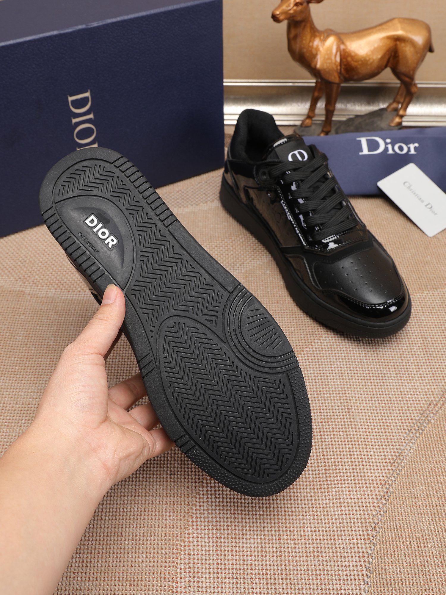 Dior shoe